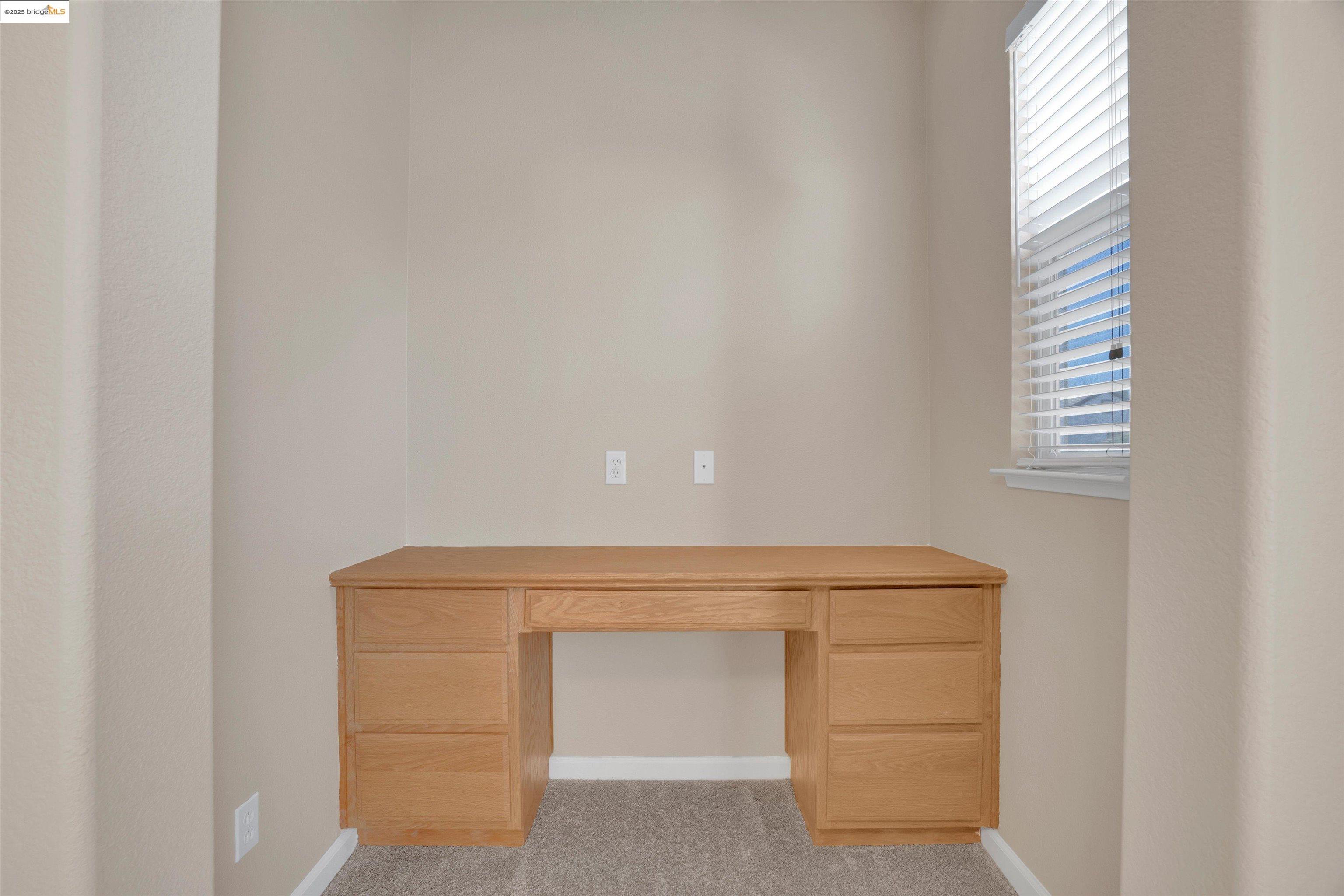 2335 Winchester Loop