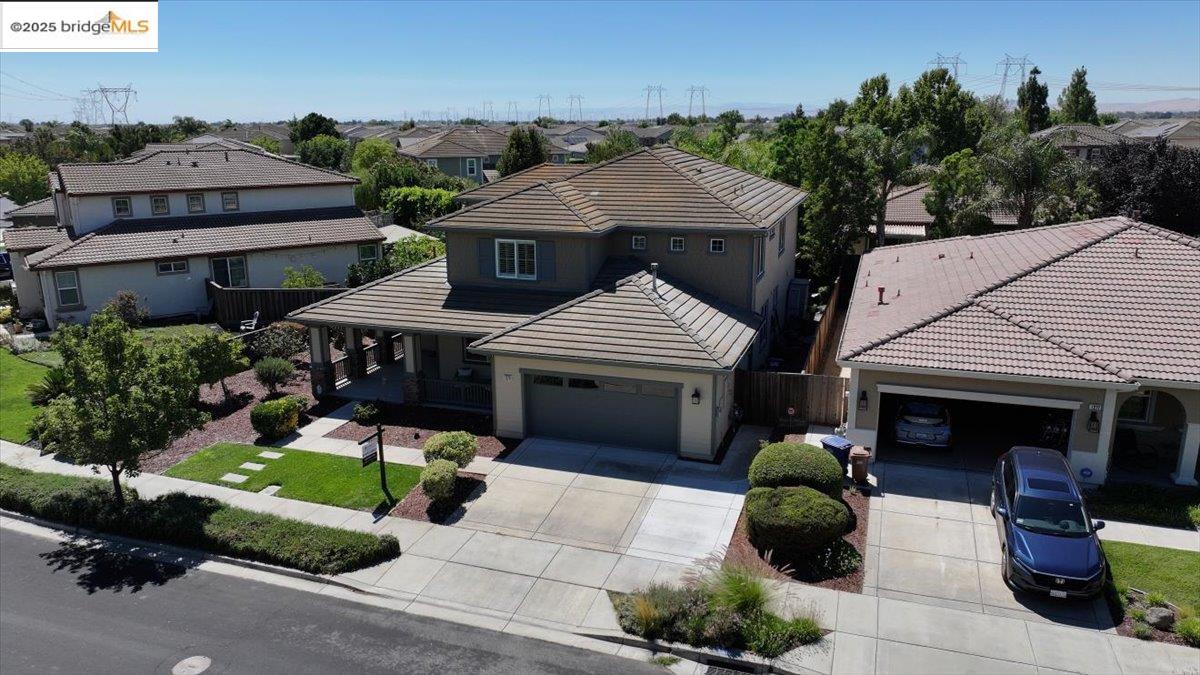 1273 Poplar Dr