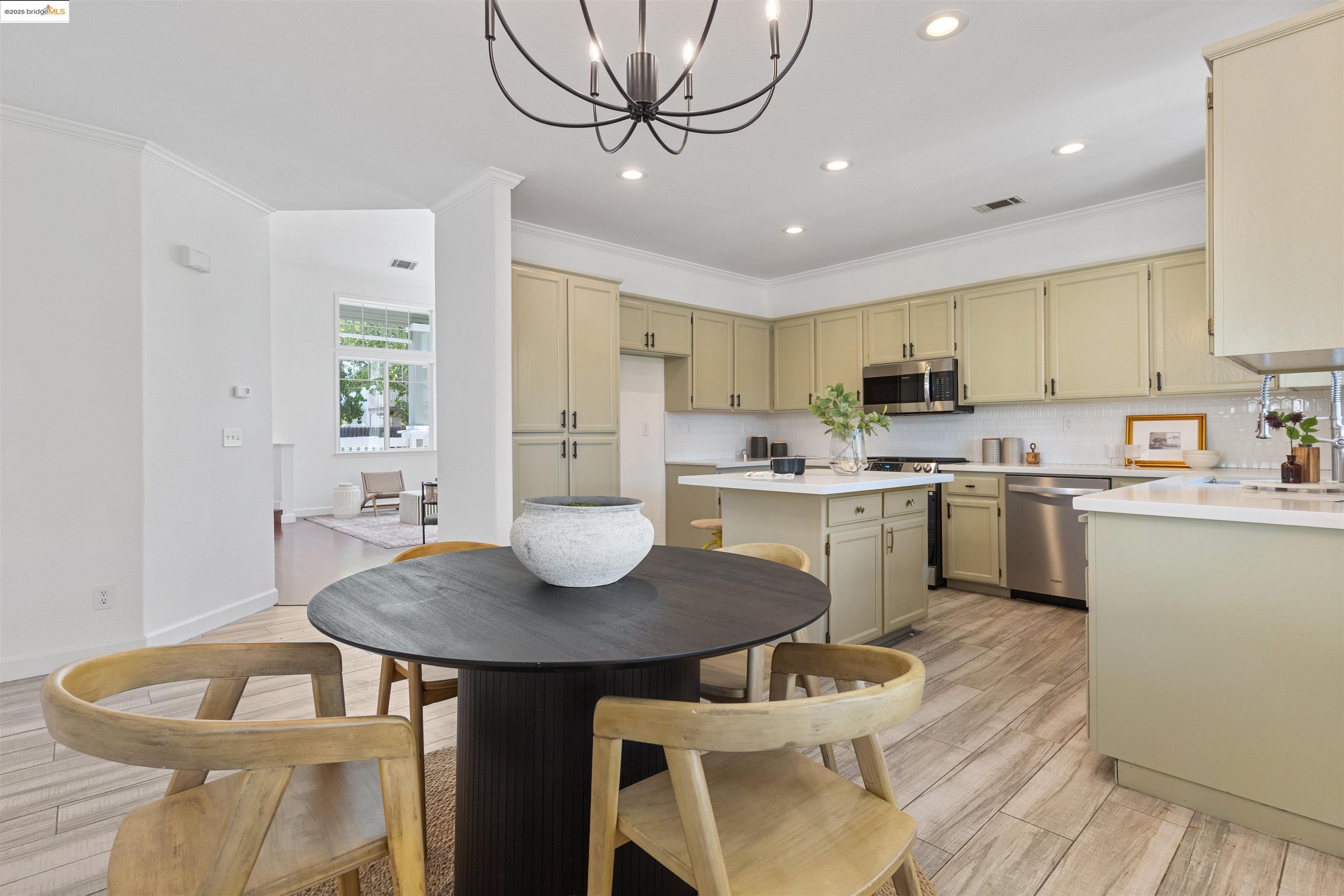 311 Clove Way