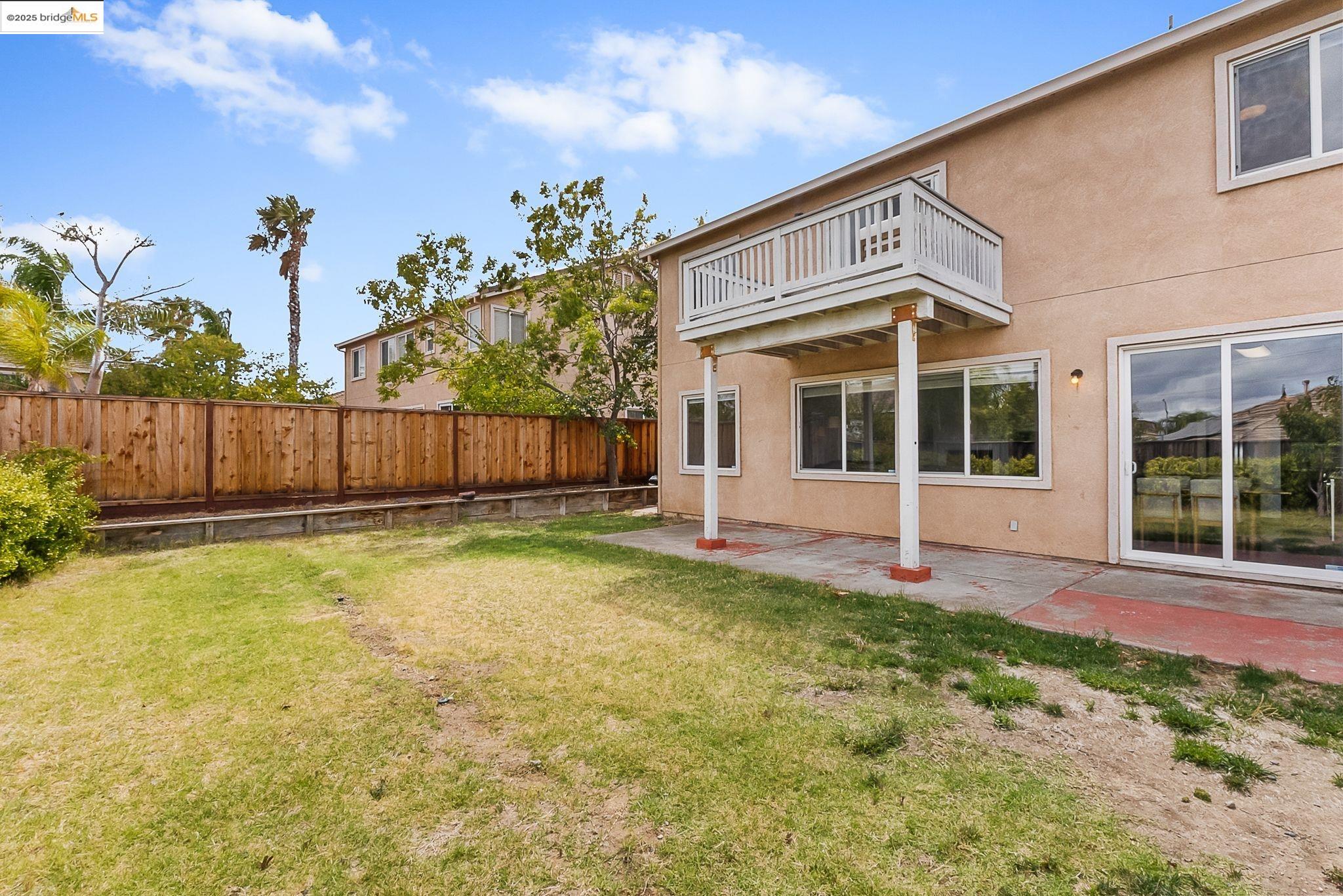 2393 Fieldgate Dr