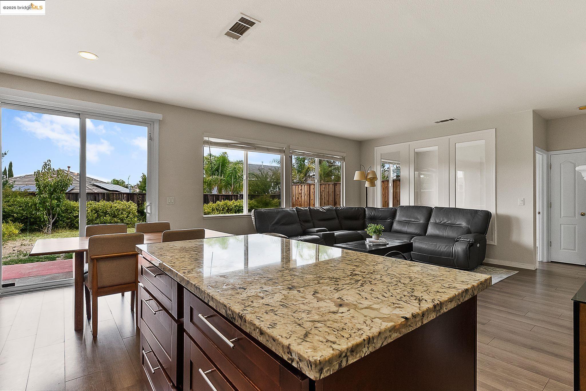 2393 Fieldgate Dr