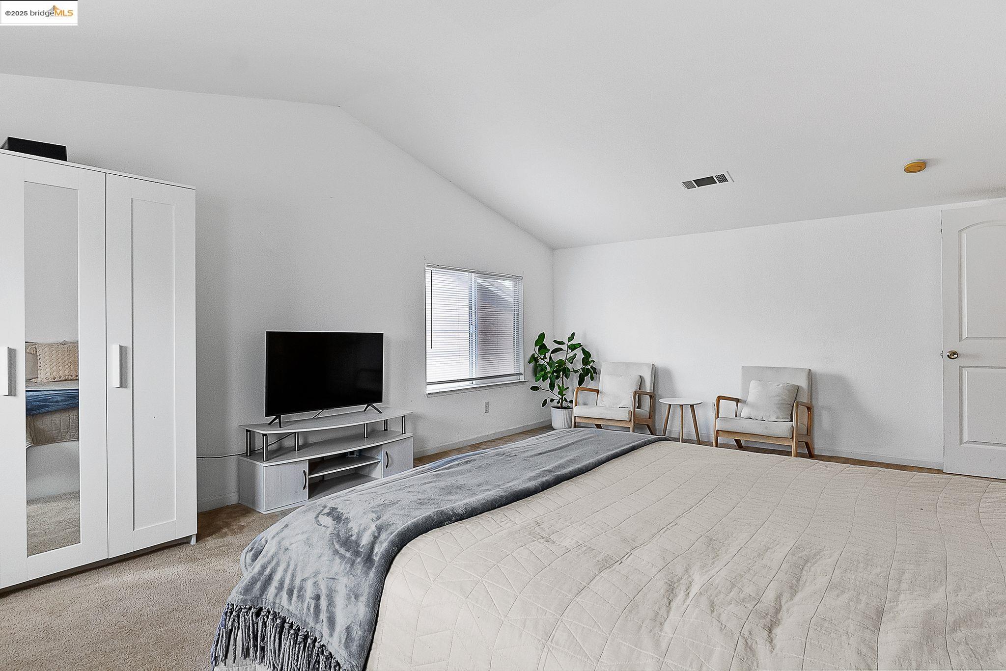 2393 Fieldgate Dr