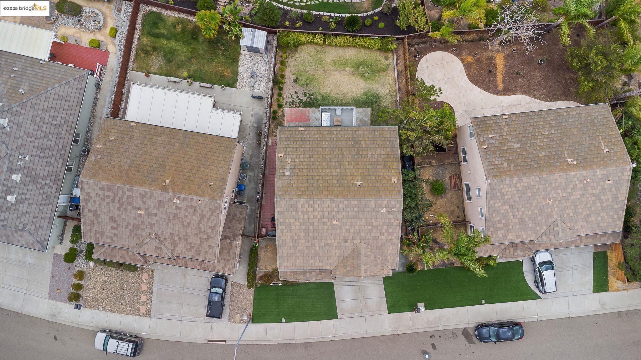 2393 Fieldgate Dr