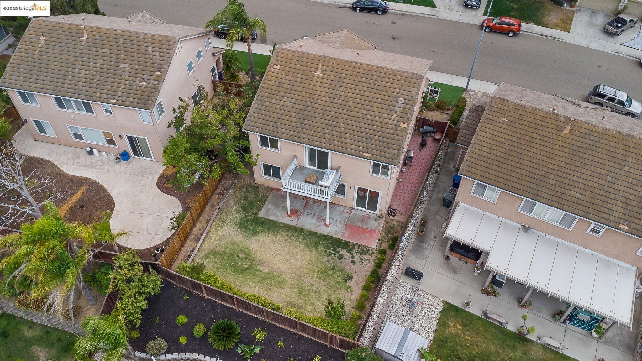 2393 Fieldgate Dr