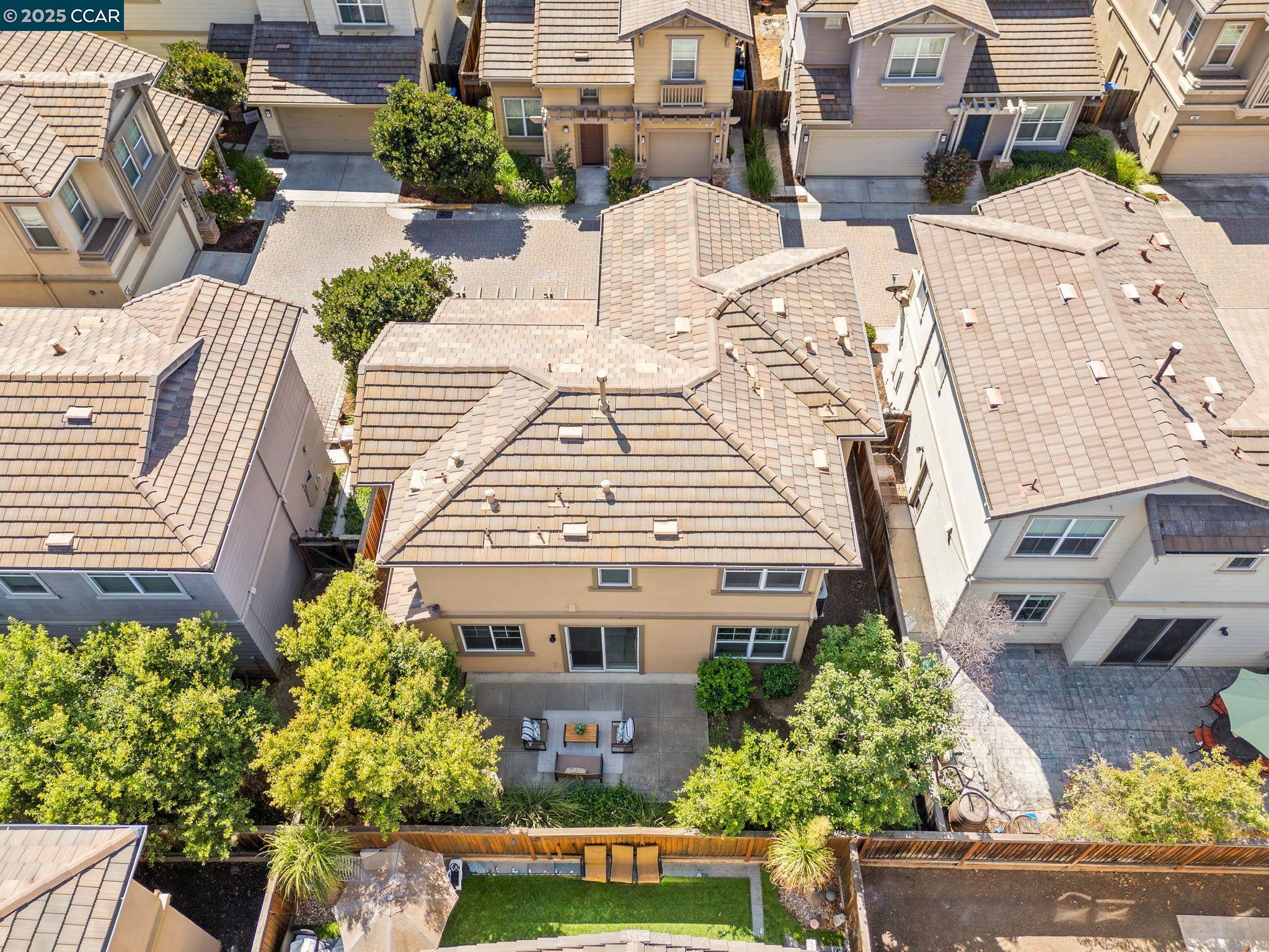465 Blue Flax Ct