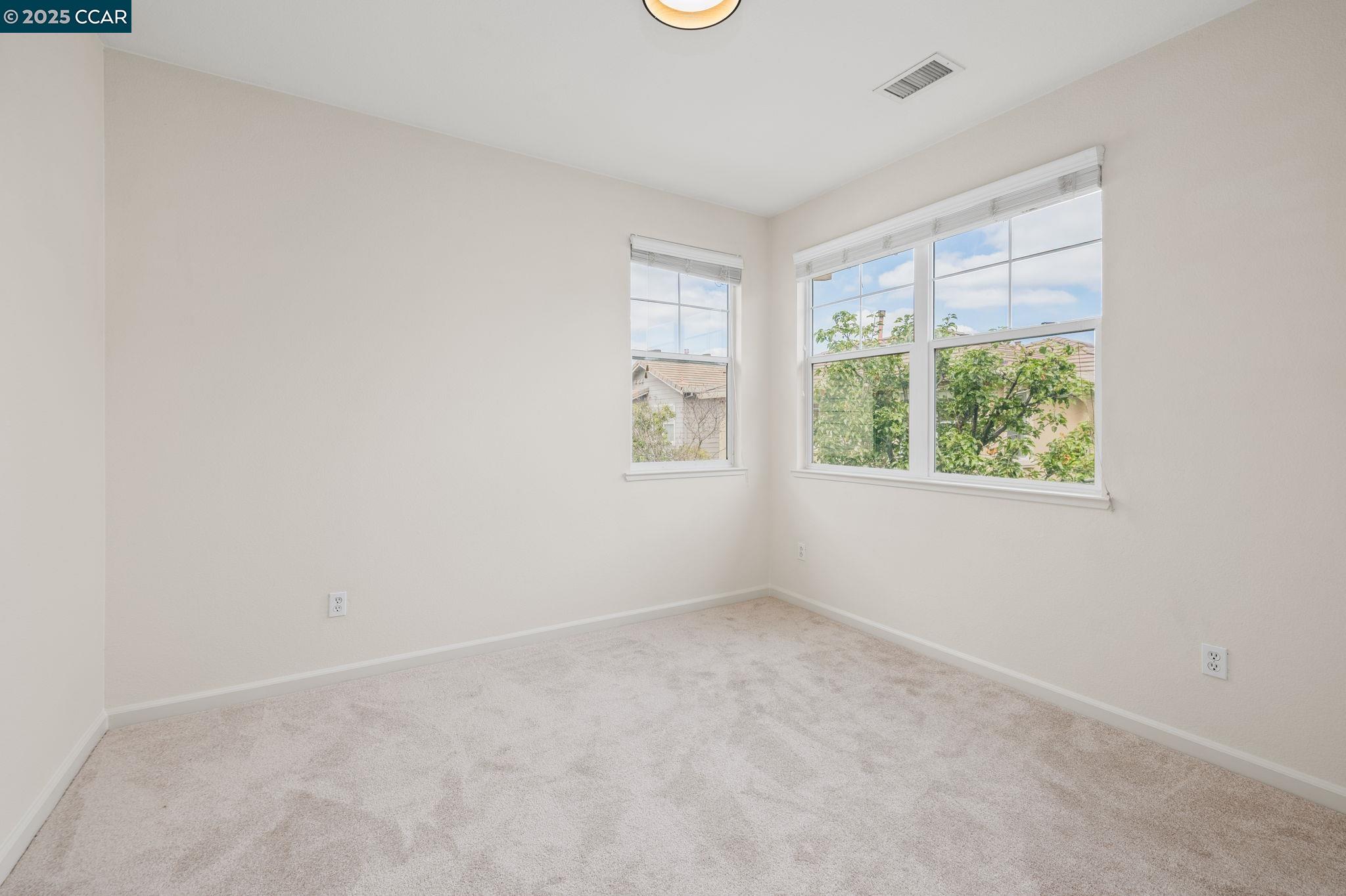 465 Blue Flax Ct