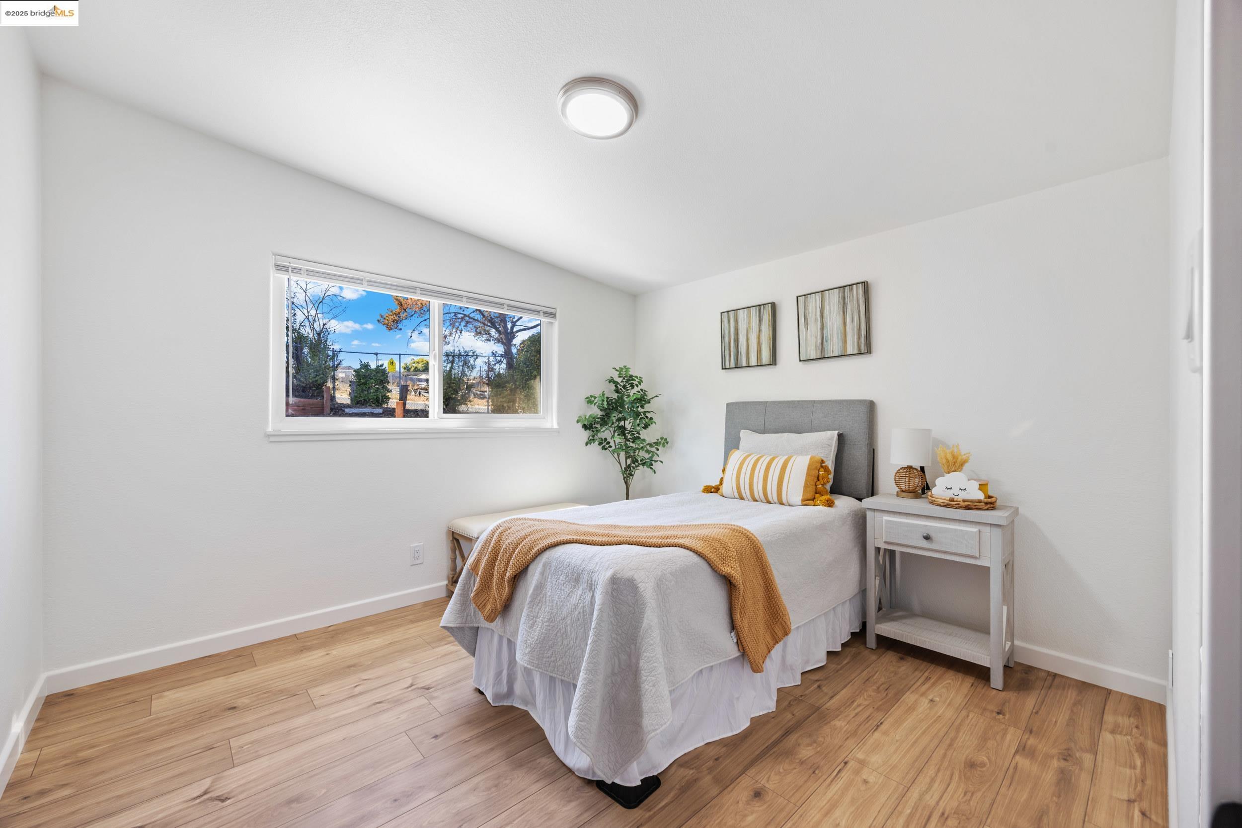 401 Alhambra Ave