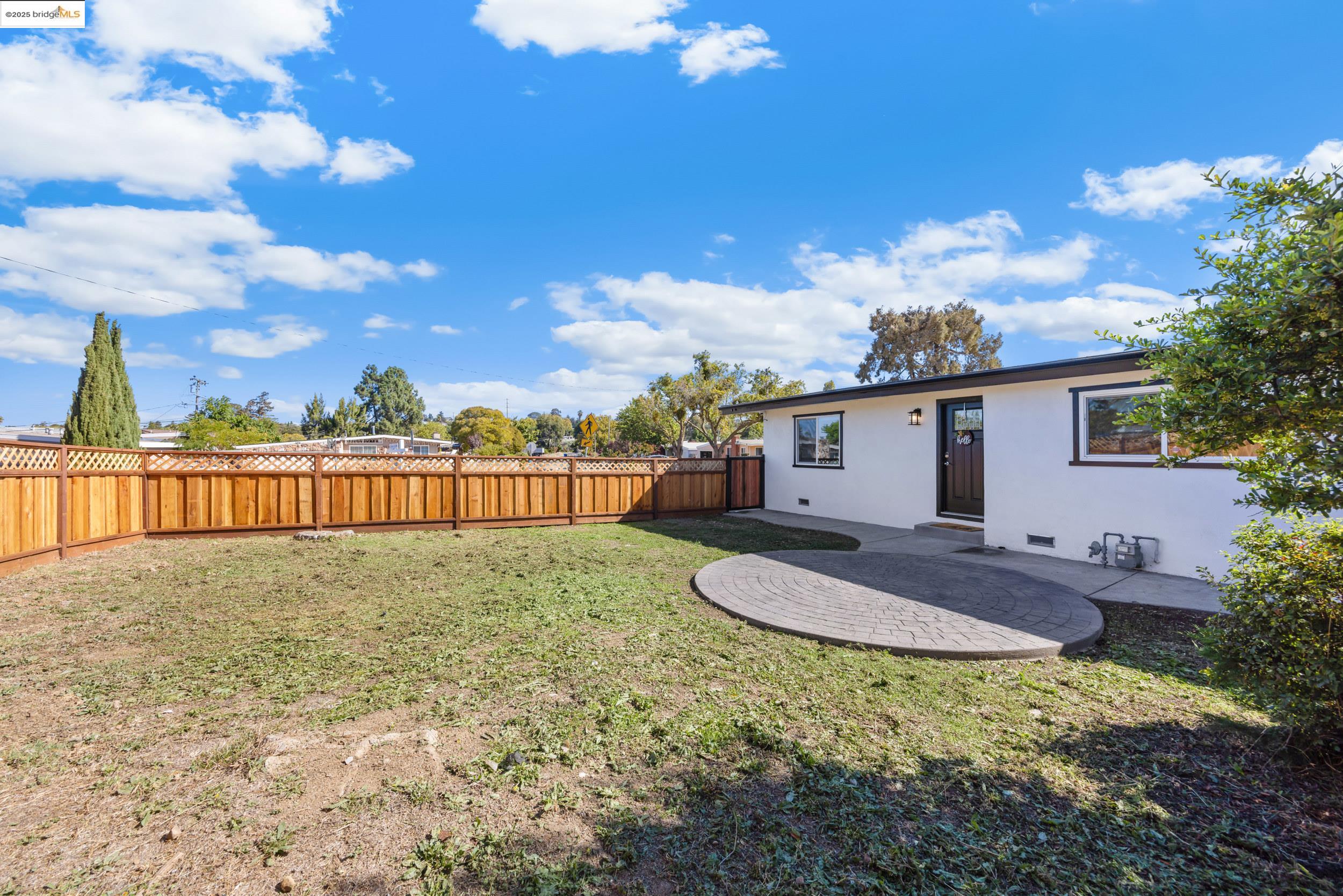 401 Alhambra Ave