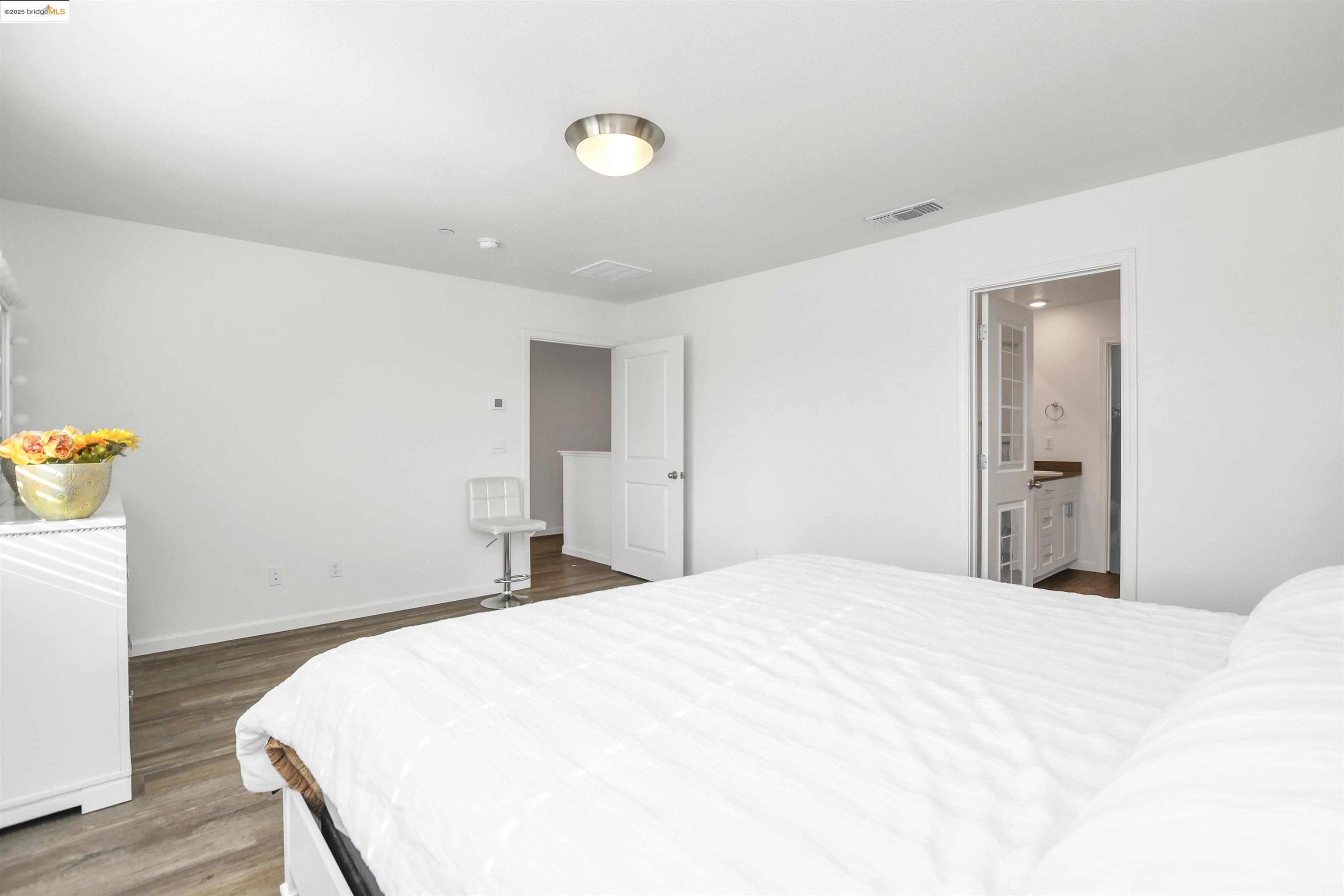 1413 Santini Ave