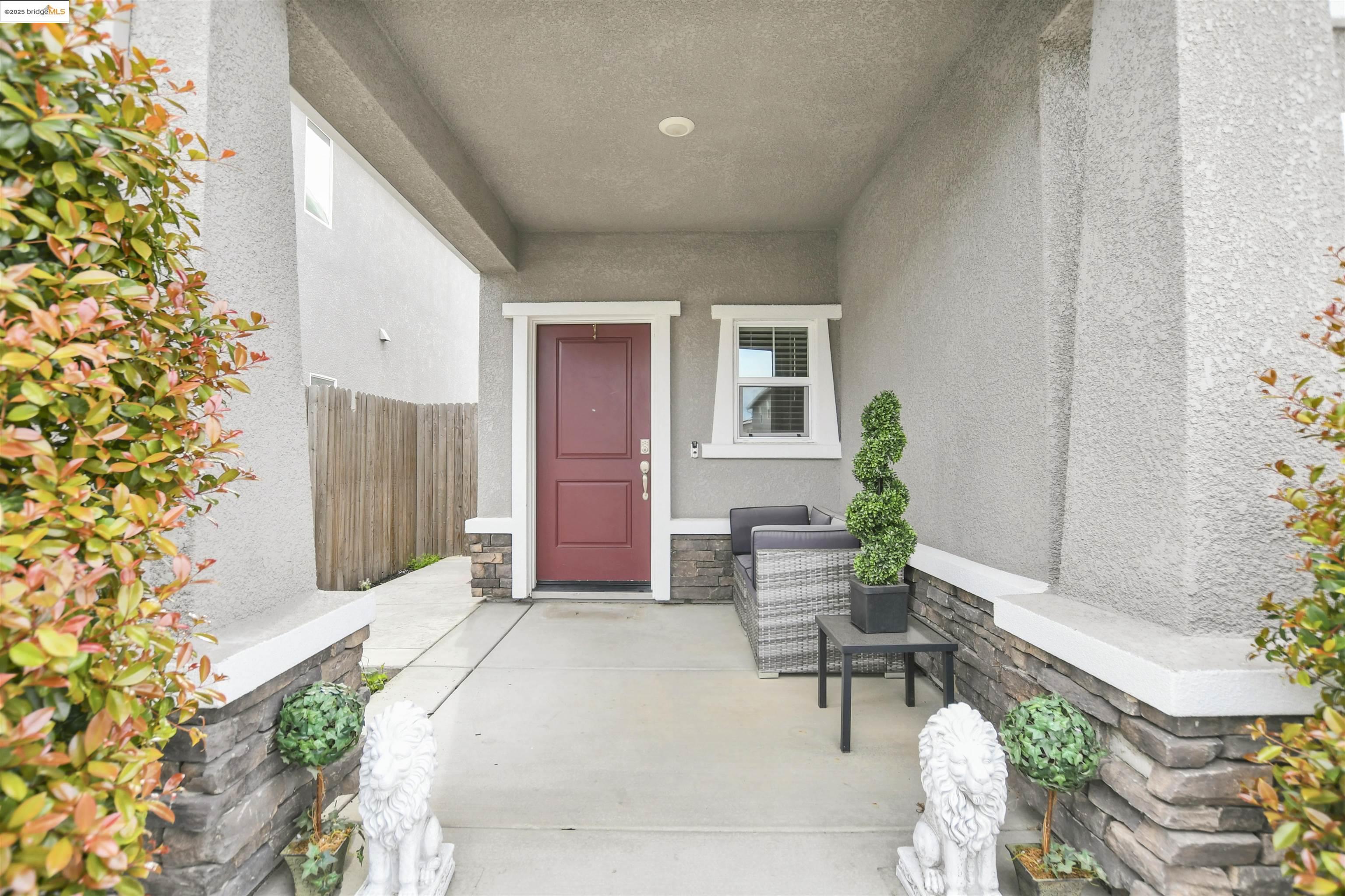 1413 Santini Ave