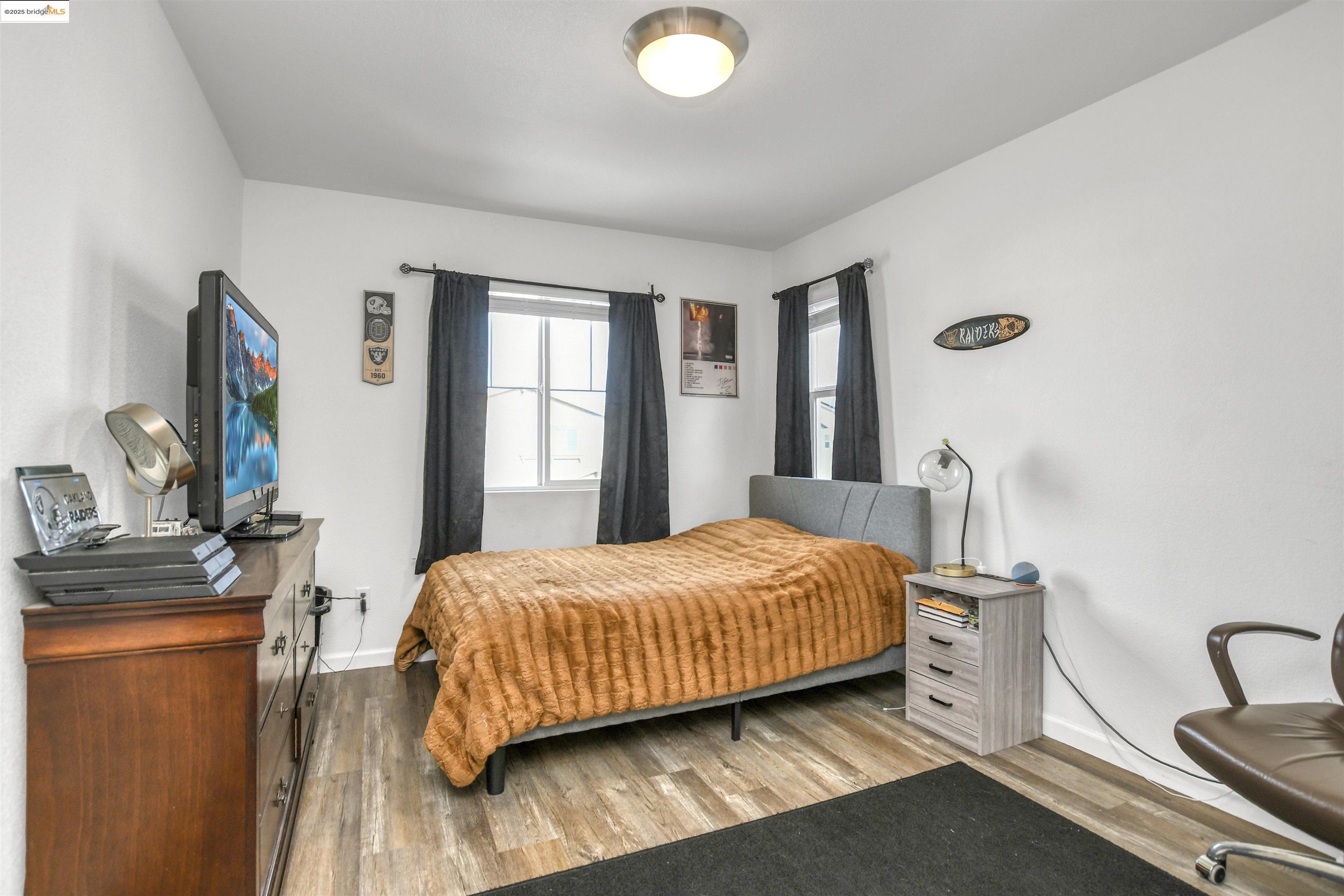1413 Santini Ave