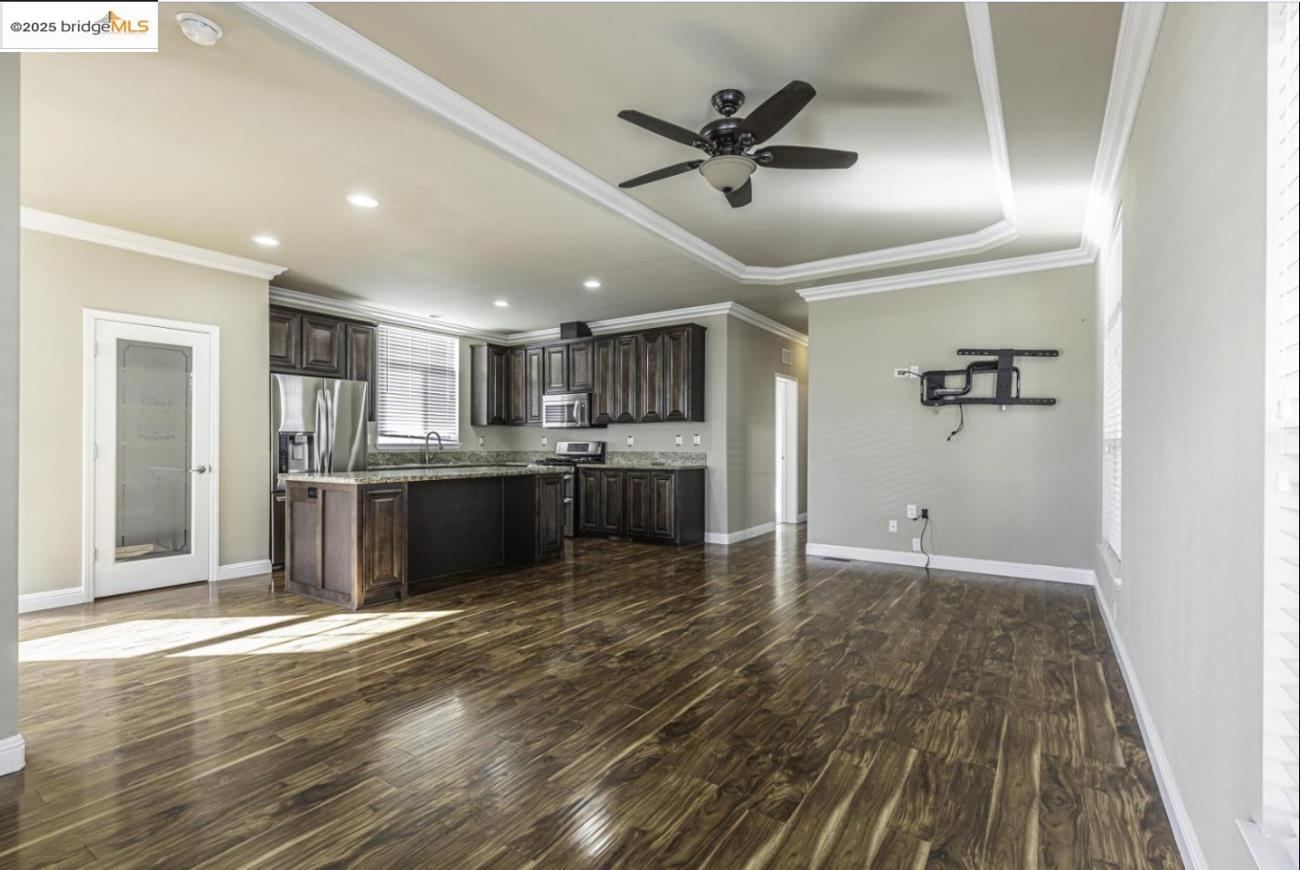 3660 Walnut Blvd # 40