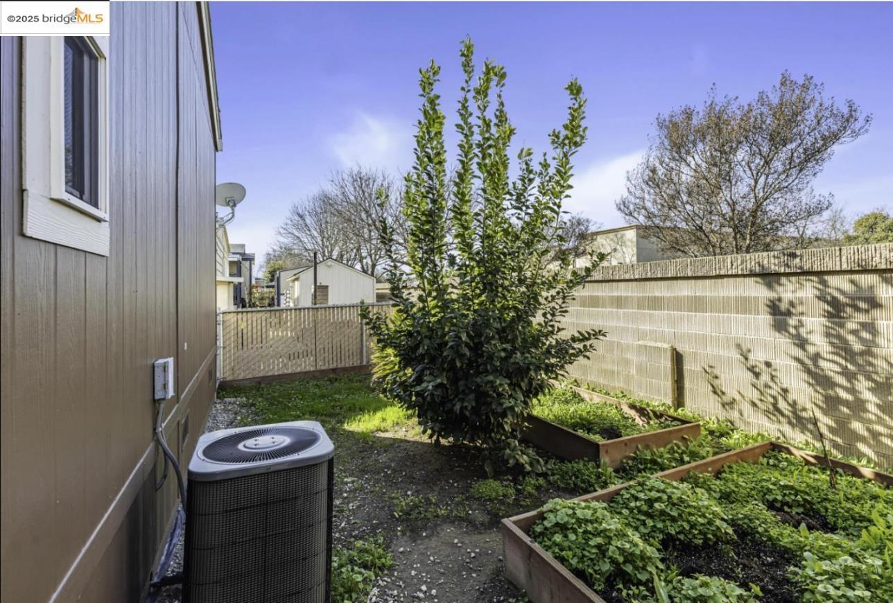 3660 Walnut Blvd # 40