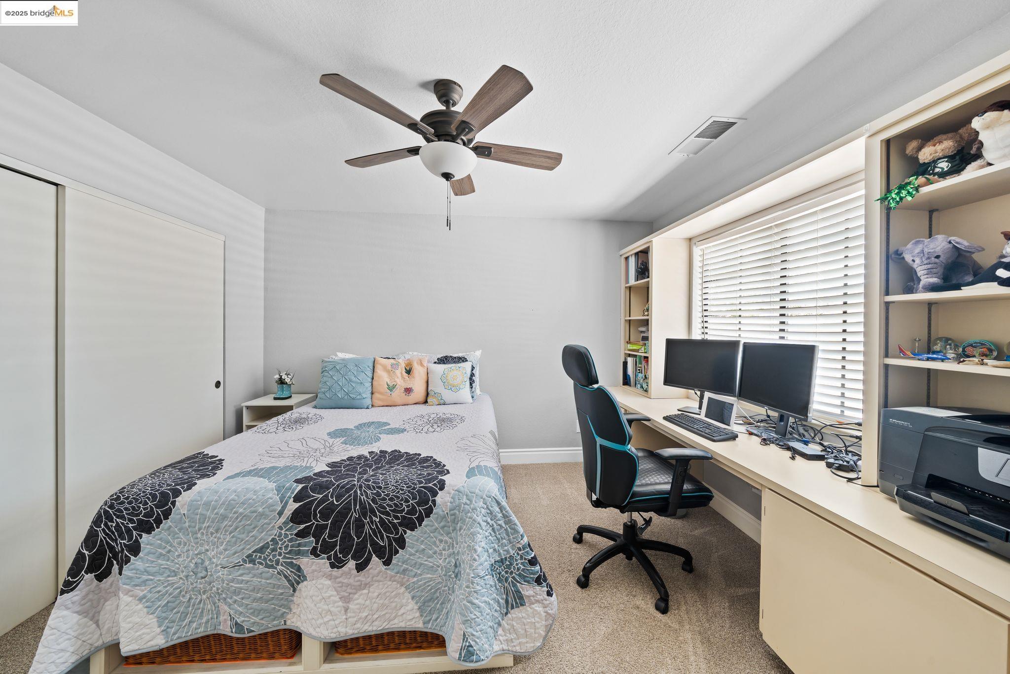 2256 Camborne Dr