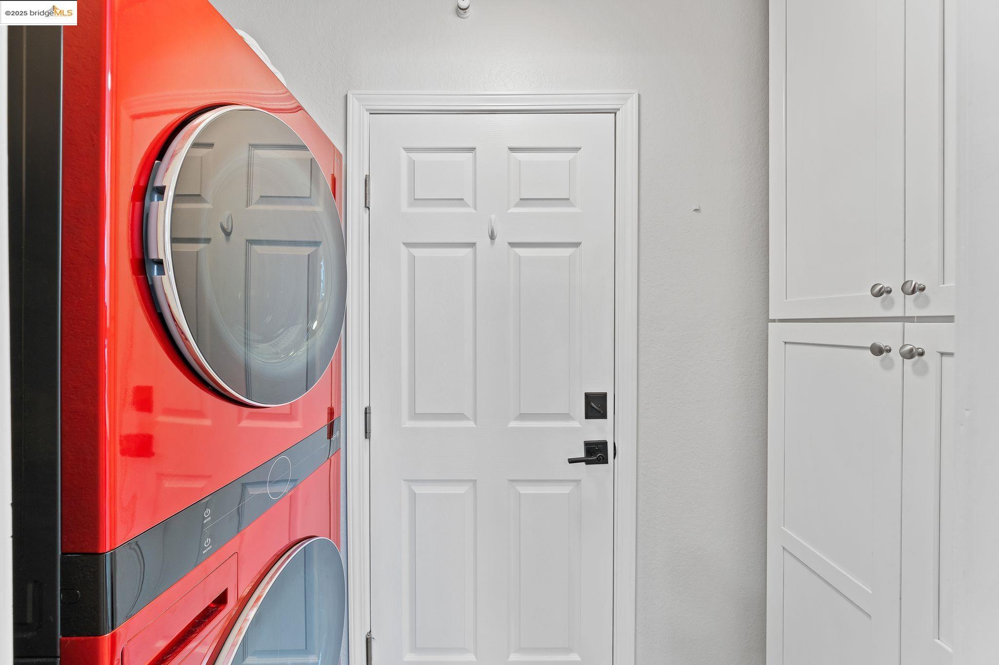 2256 Camborne Dr