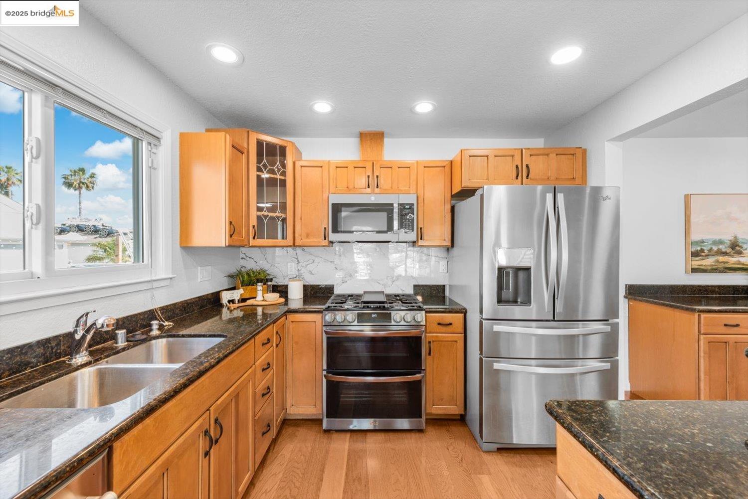 5575 Marlin Dr