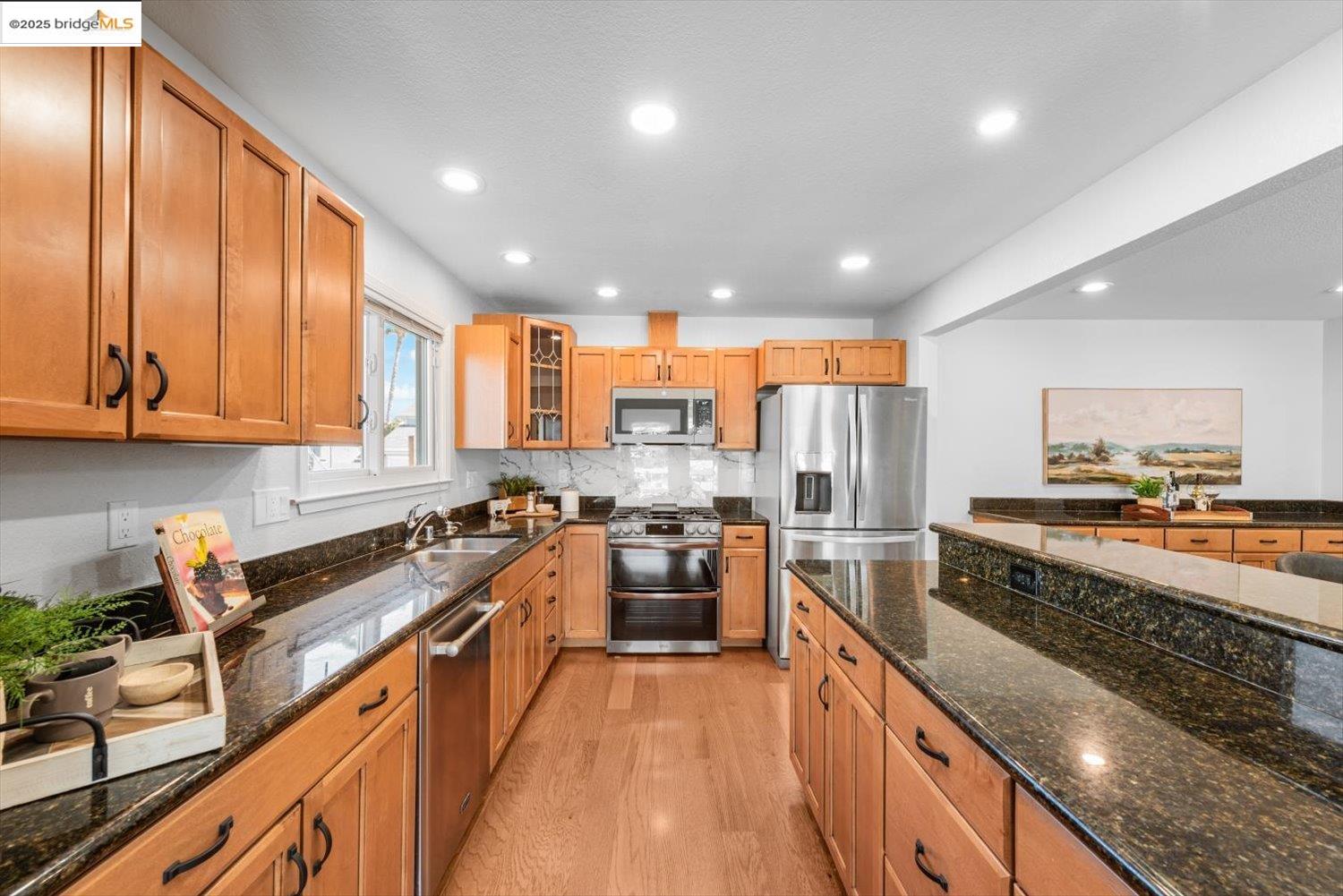 5575 Marlin Dr