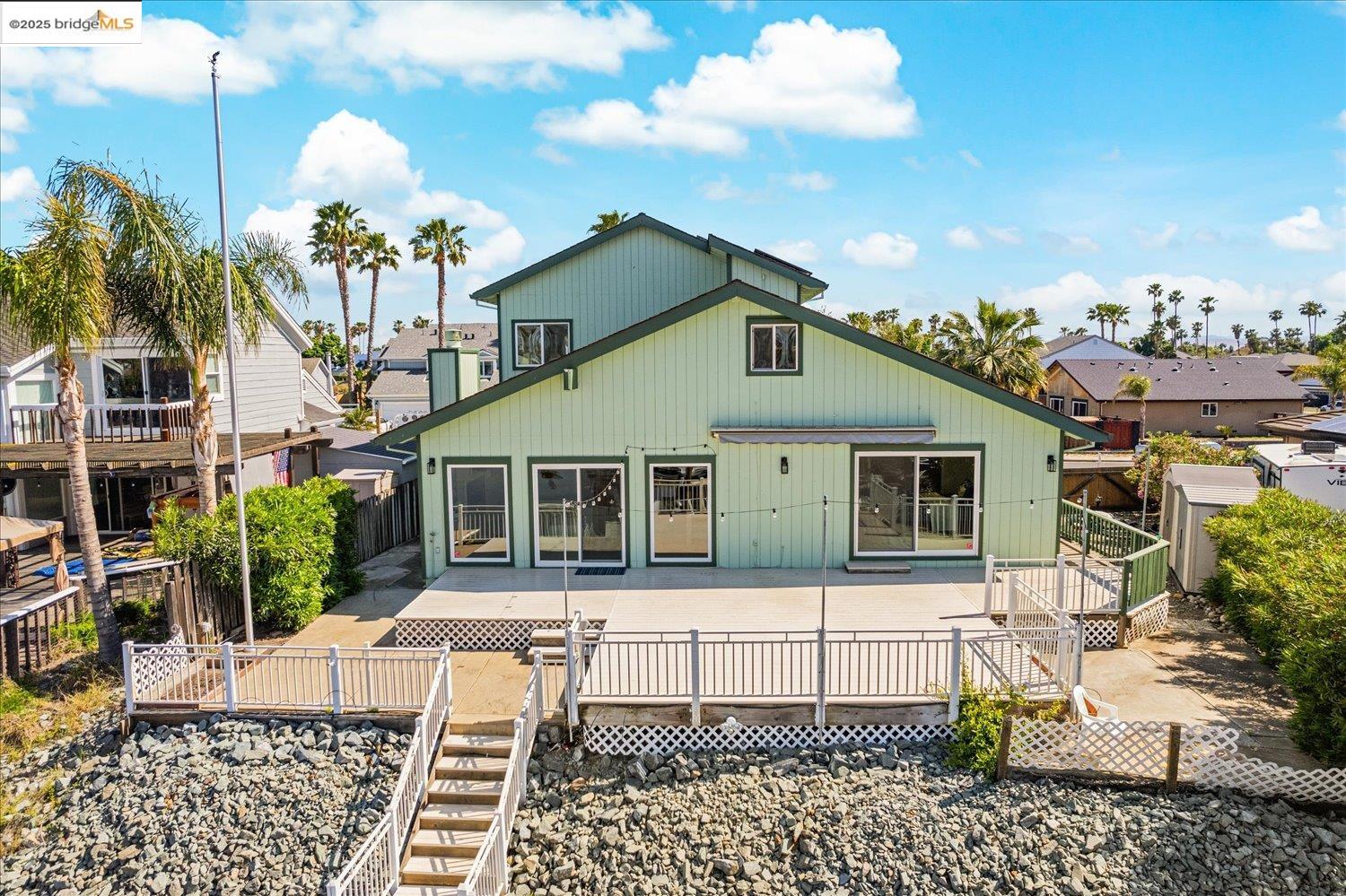 5575 Marlin Dr