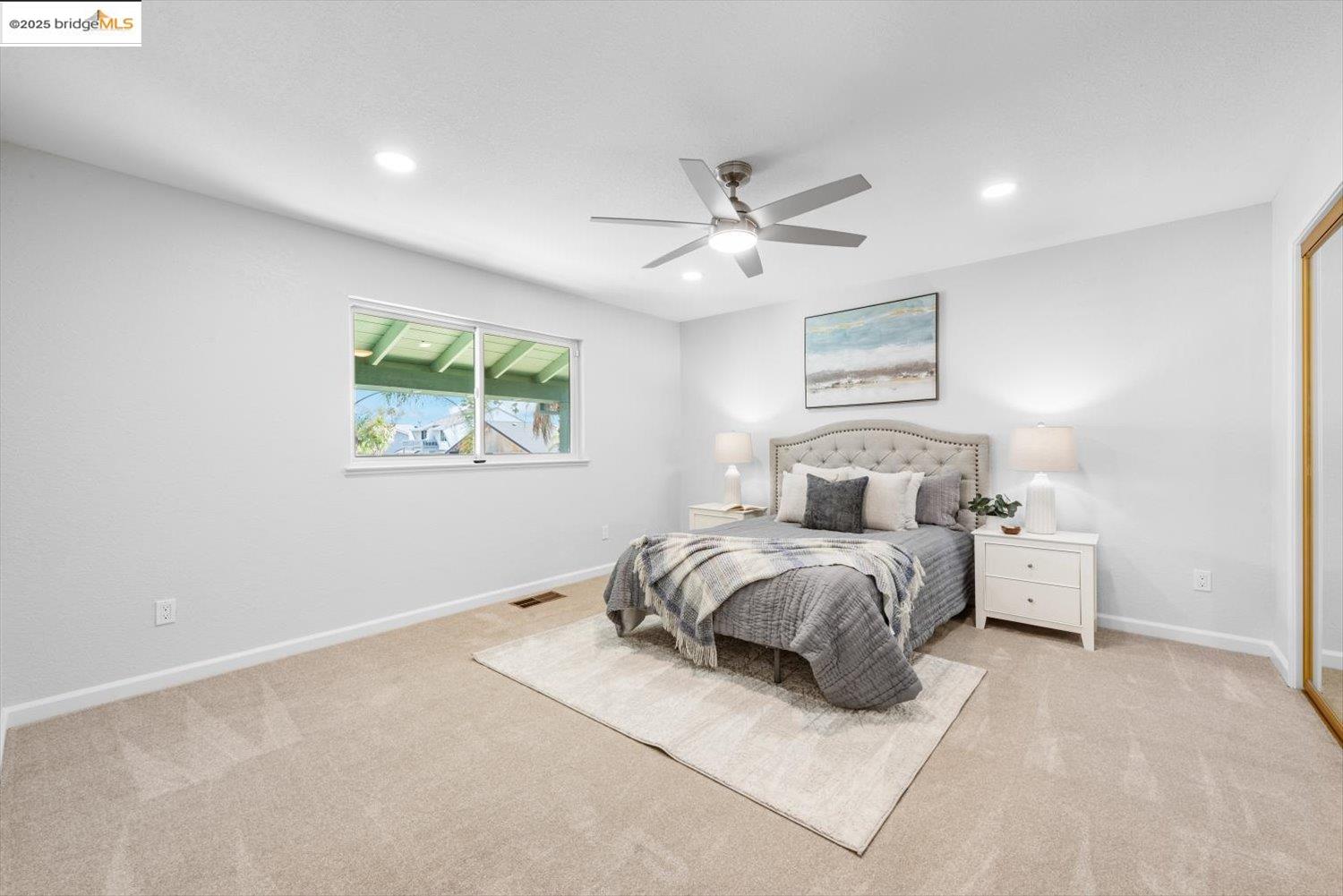 5575 Marlin Dr
