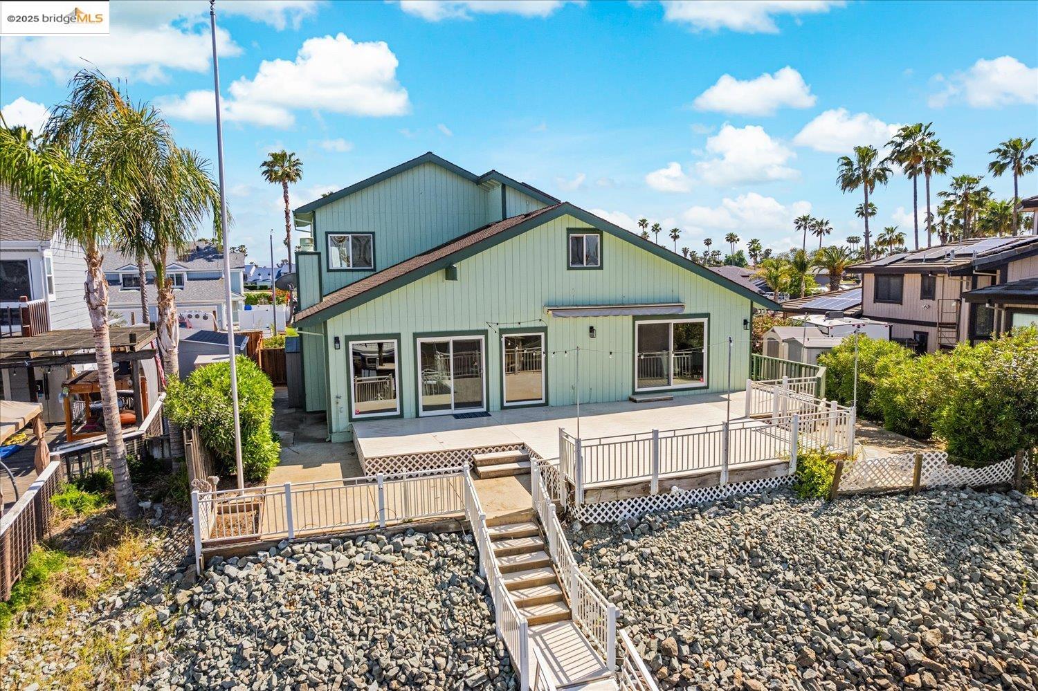 5575 Marlin Dr