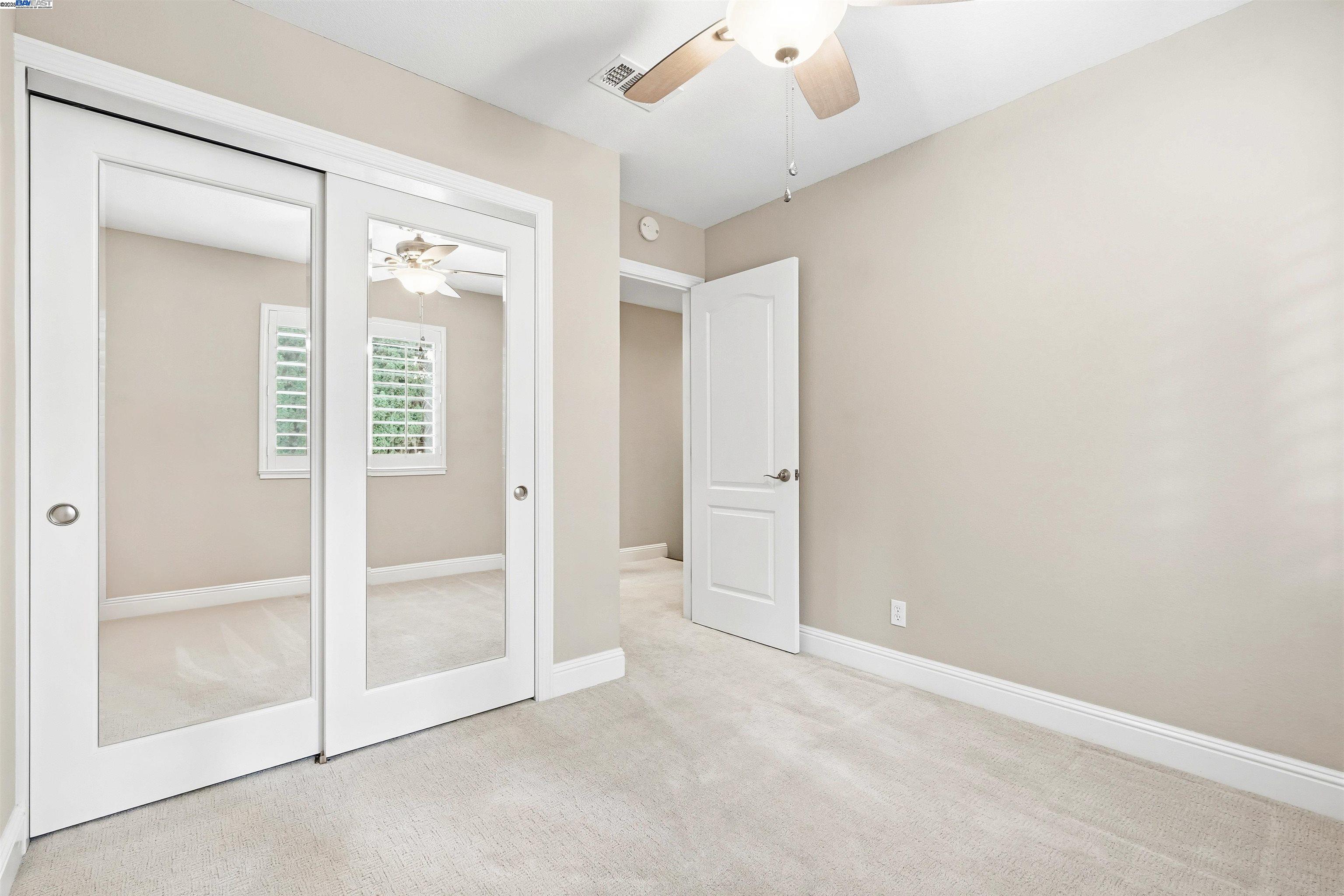 1180 Clay Ct