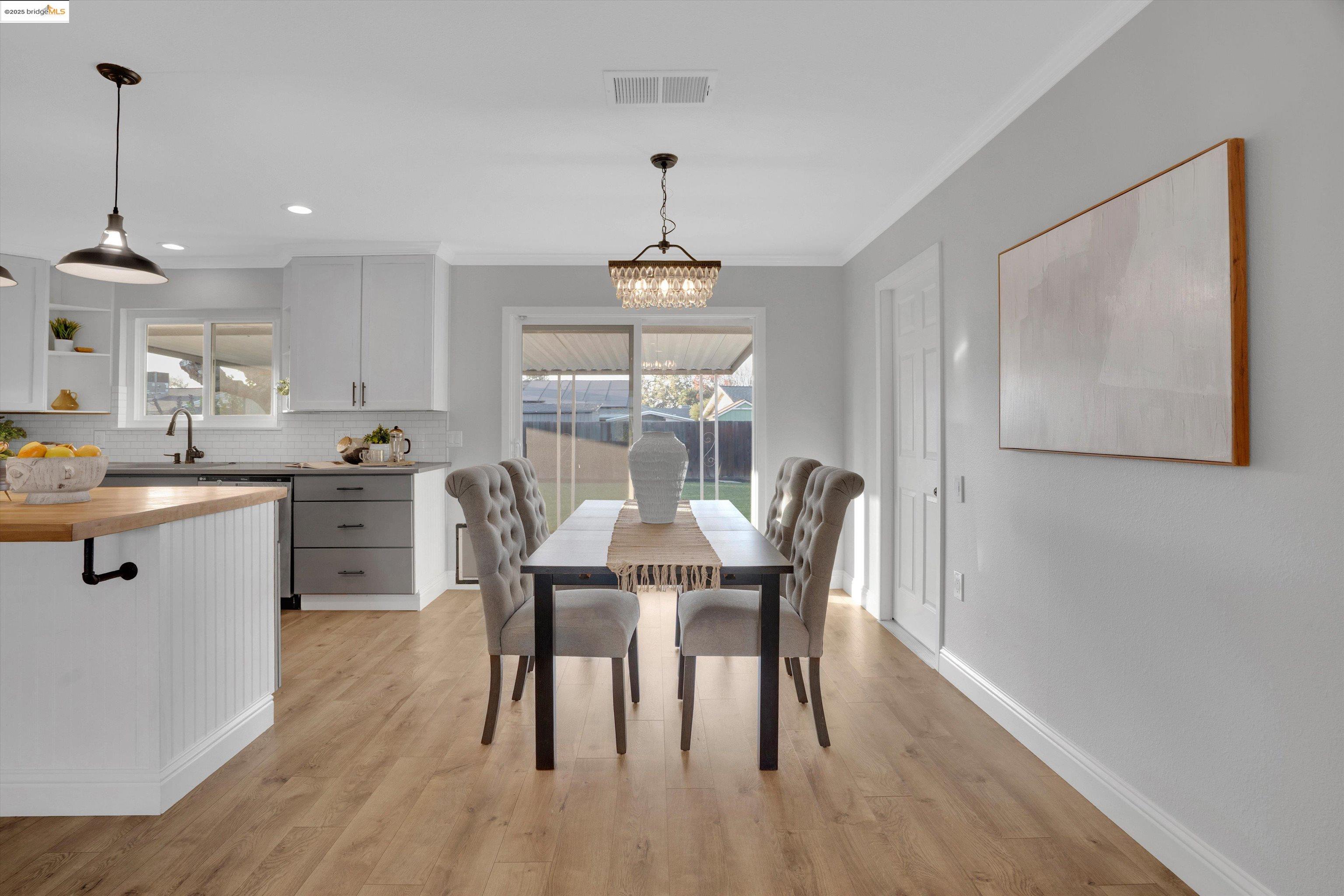 1166 Hibiscus Way