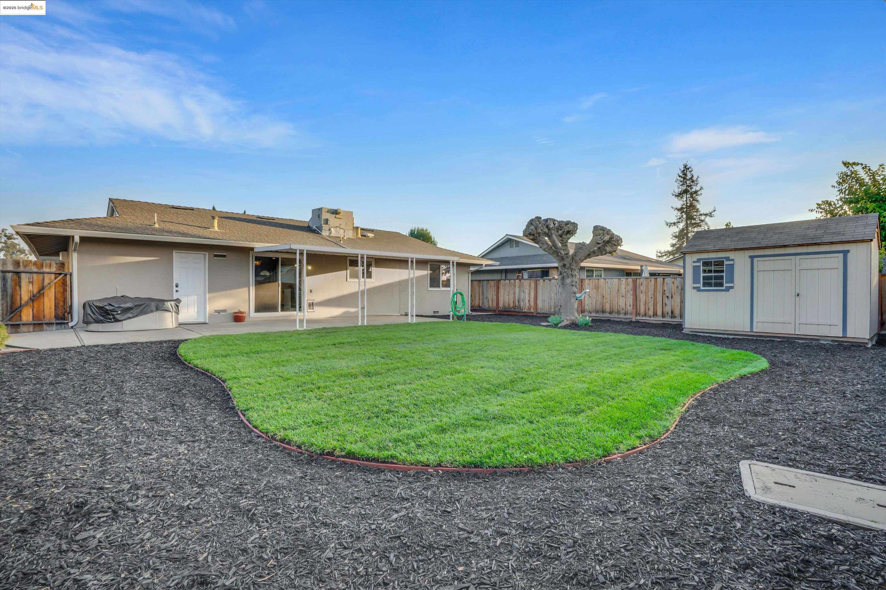 1166 Hibiscus Way