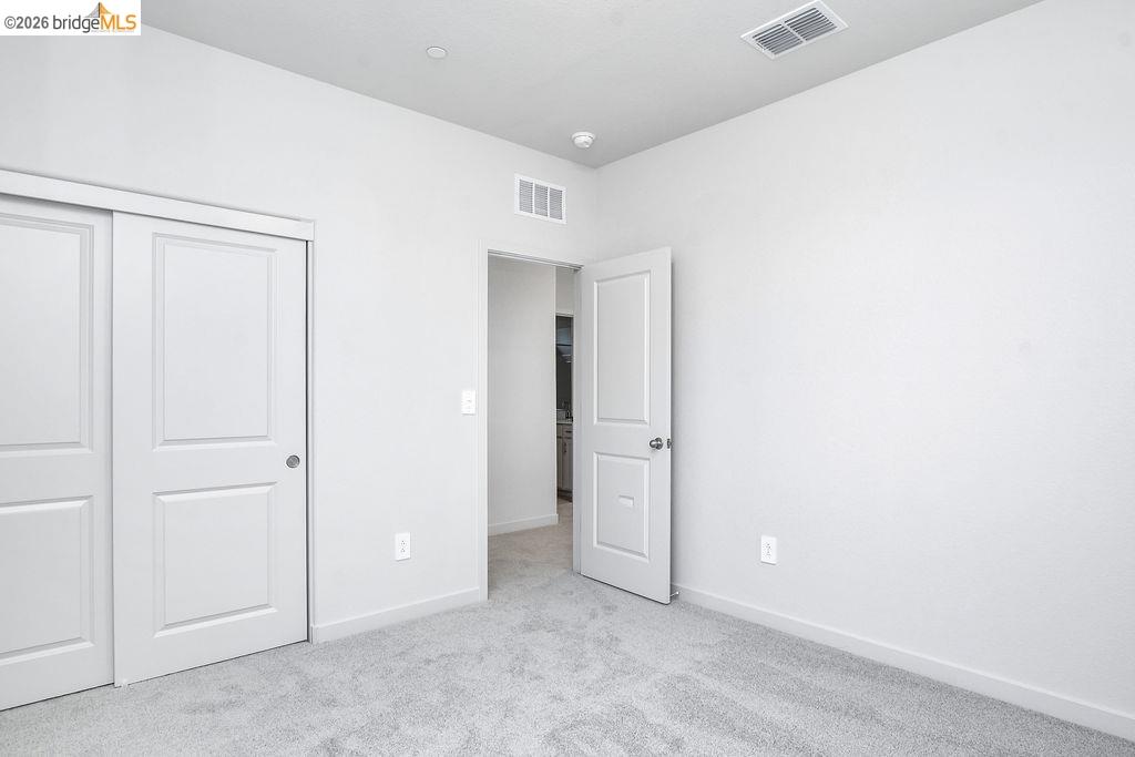 5416 Golden Eagle Street