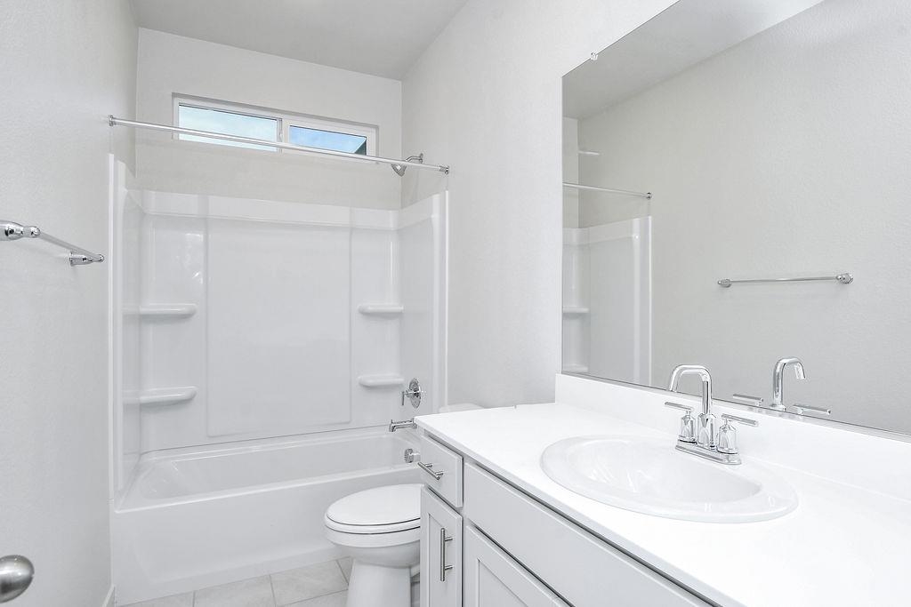 5416 Golden Eagle Street