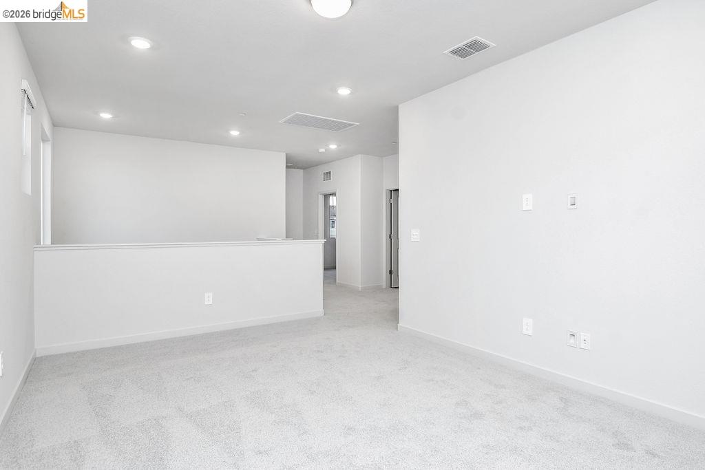 5416 Golden Eagle Street