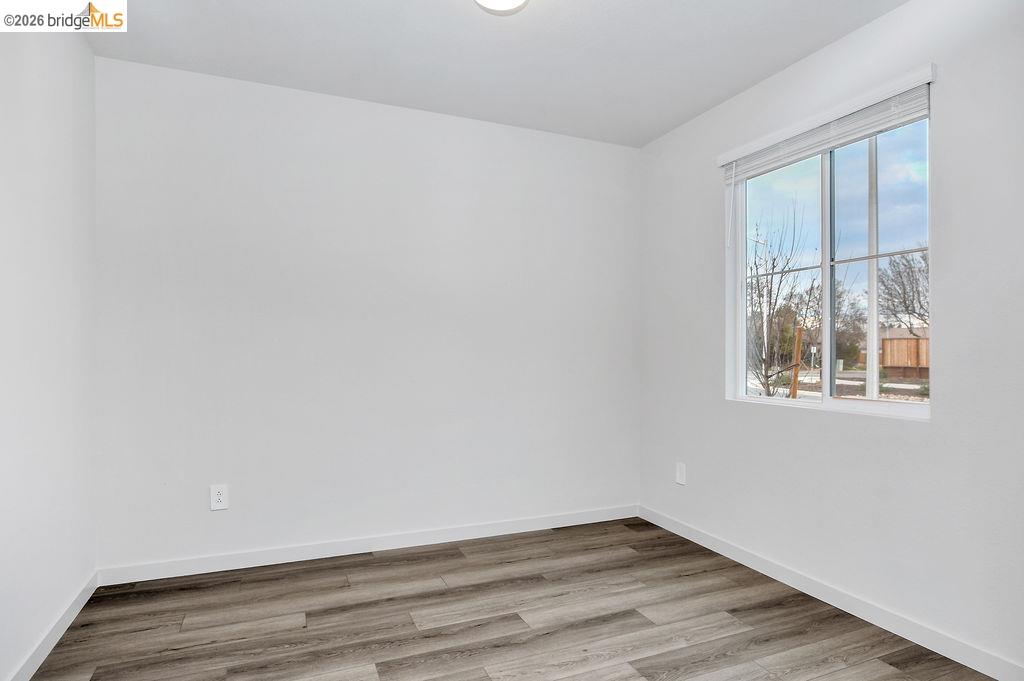 5416 Golden Eagle Street