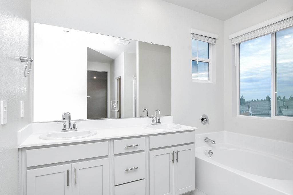 5416 Golden Eagle Street