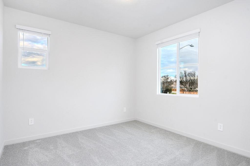 5416 Golden Eagle Street