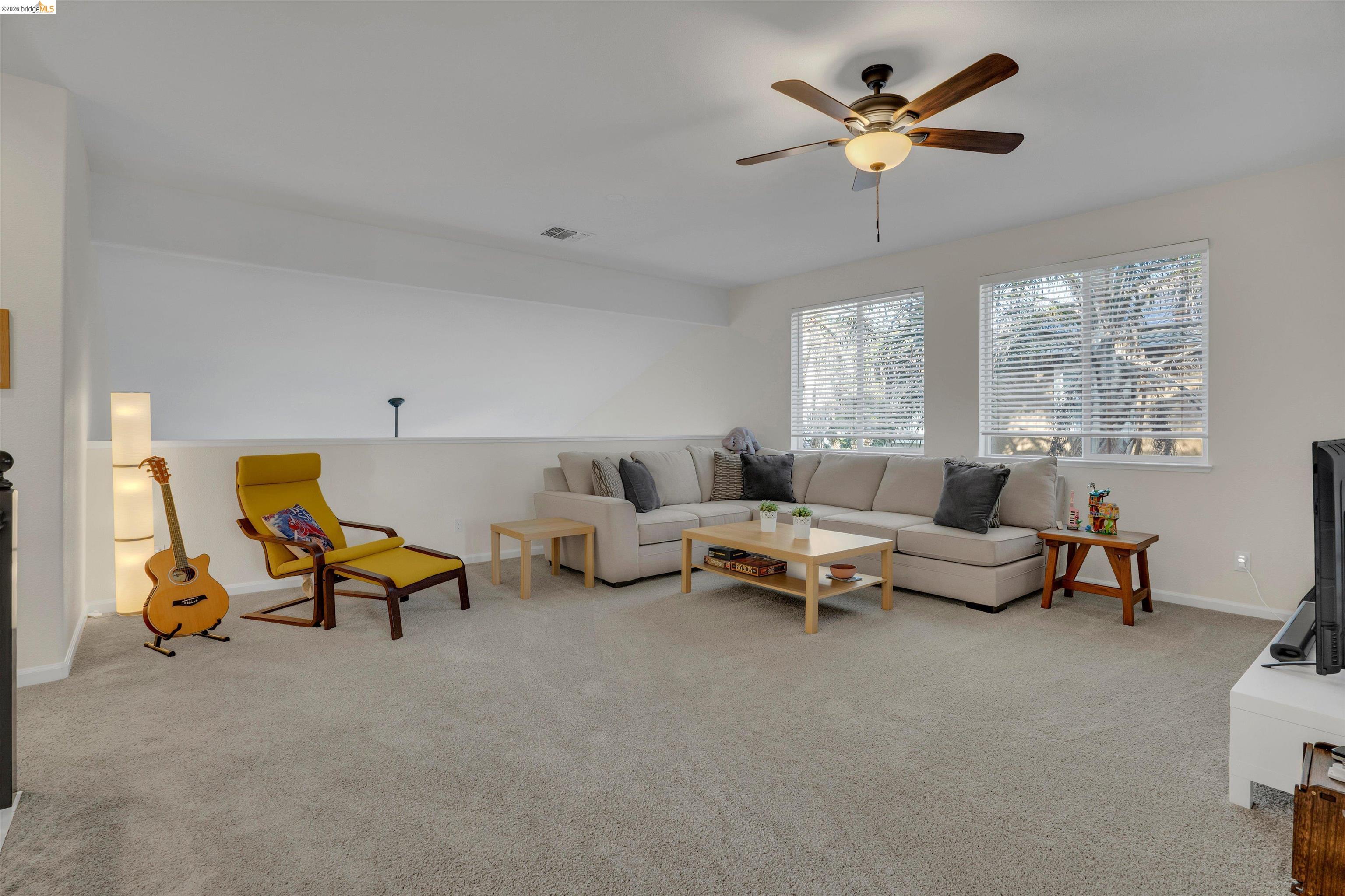 6144 Seneca Cir