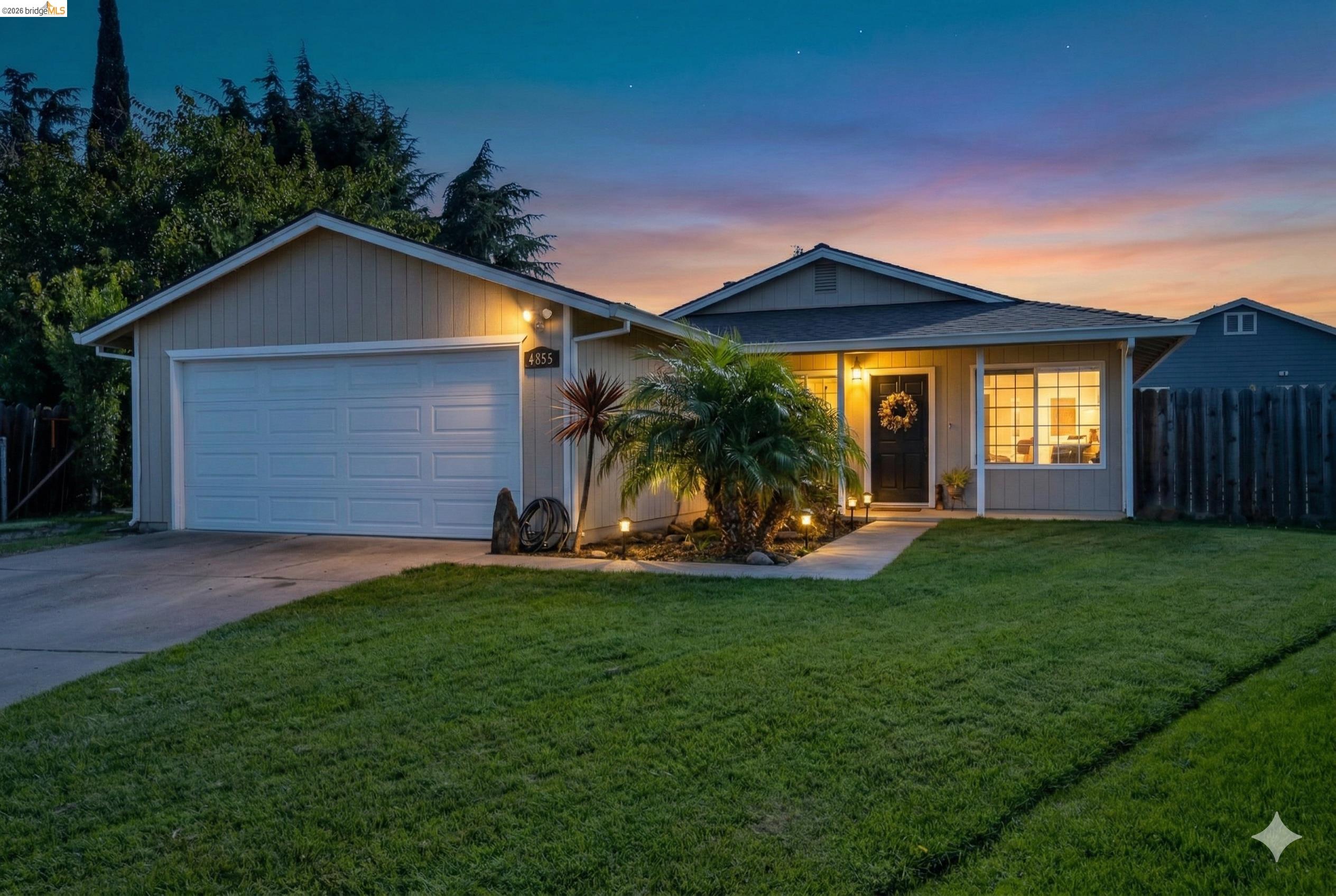4855 Edgewood Ct