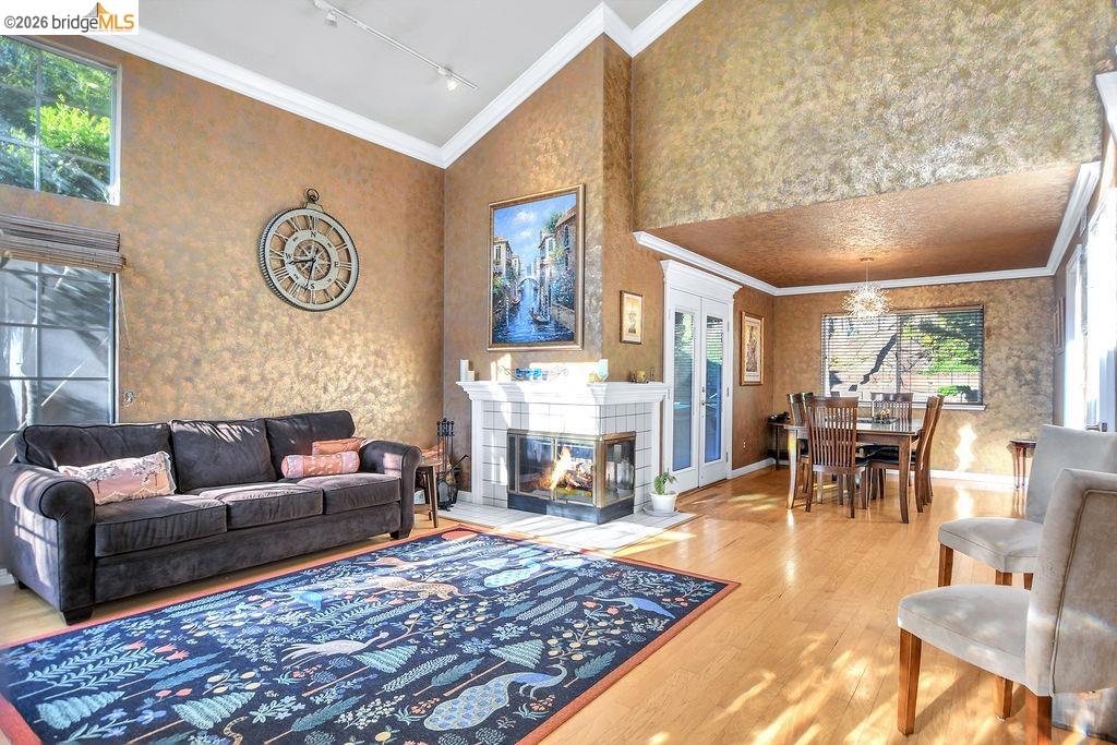 2860 Honeysuckle Cir