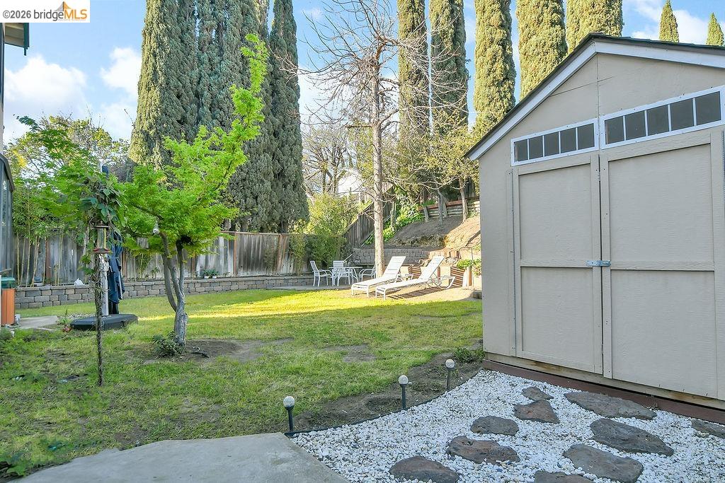 2860 Honeysuckle Cir