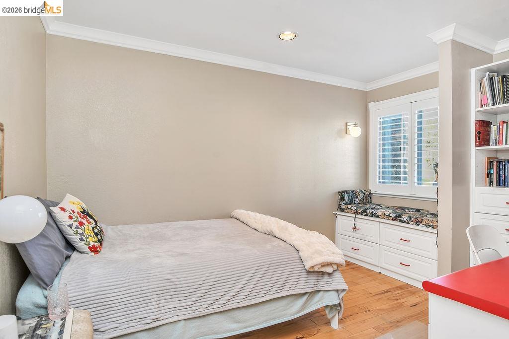 2860 Honeysuckle Cir