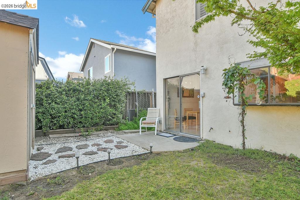 2860 Honeysuckle Cir