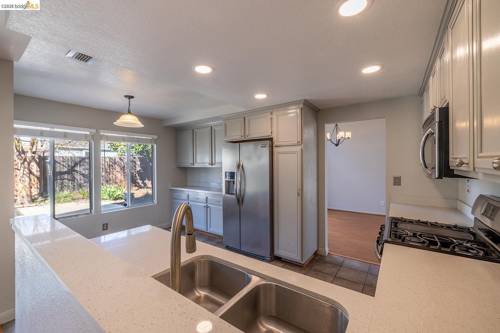5037 Bronco Court