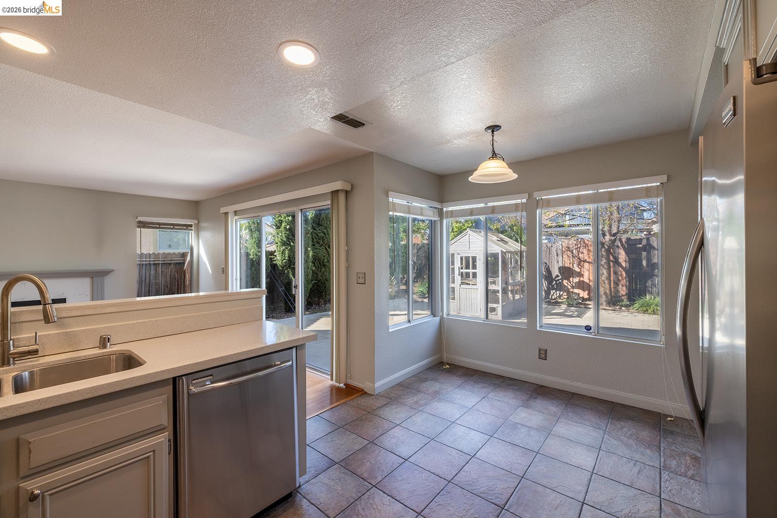 5037 Bronco Court