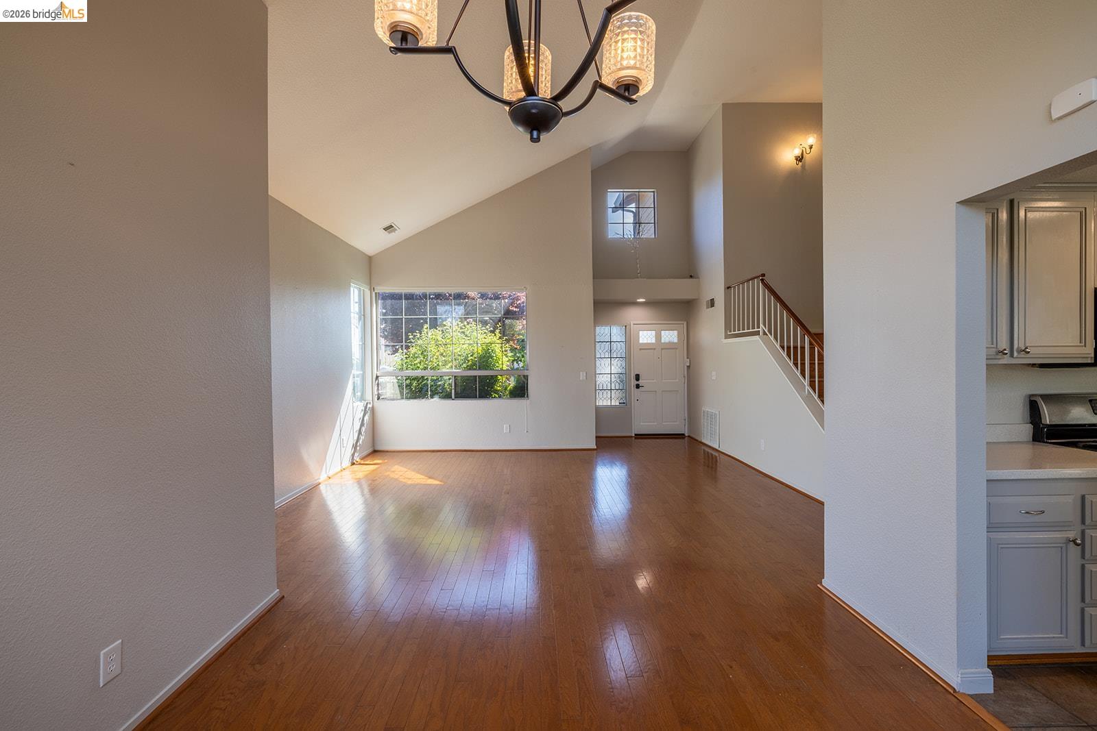 5037 Bronco Court