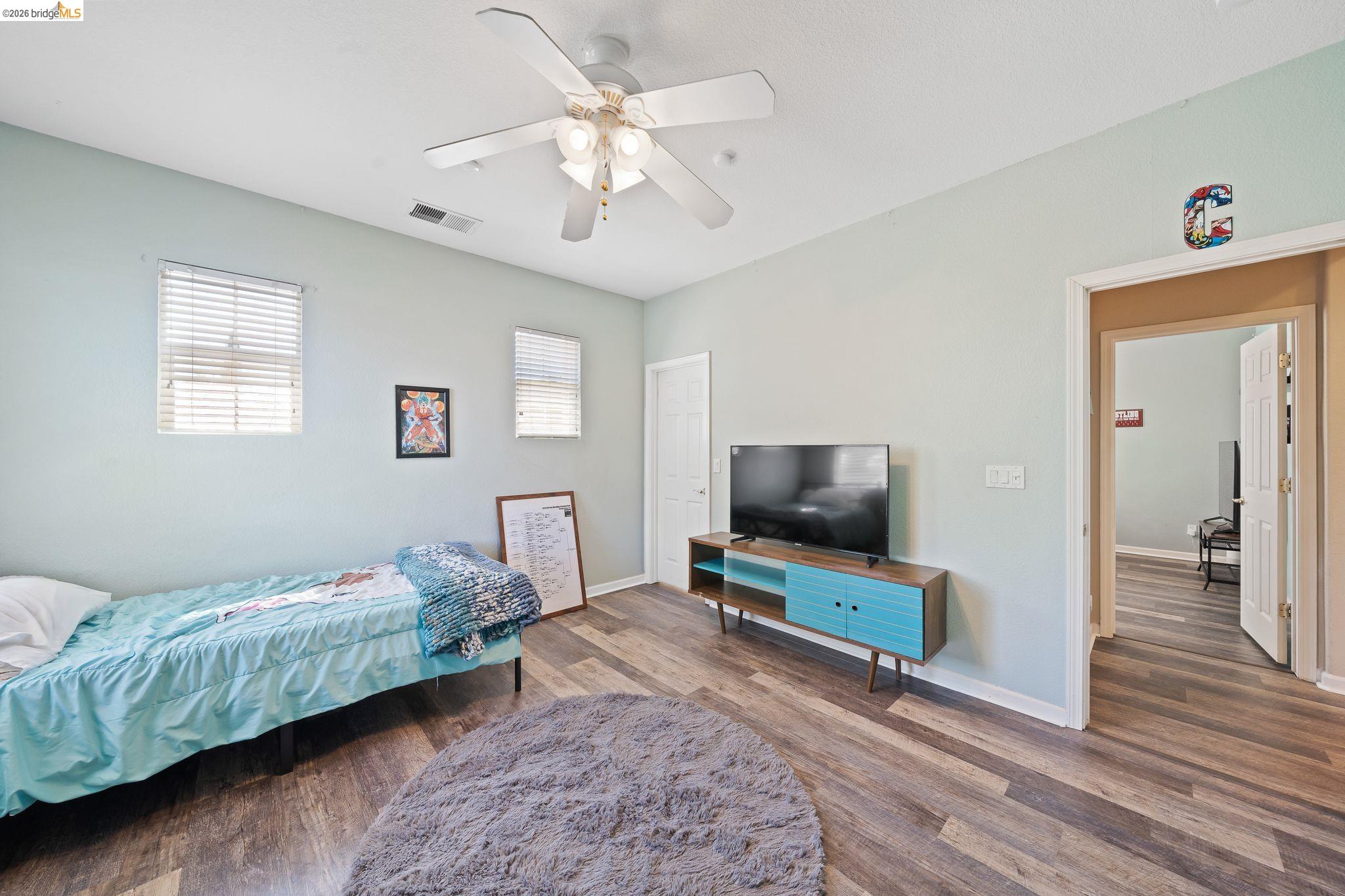 2350 Winchester Loop