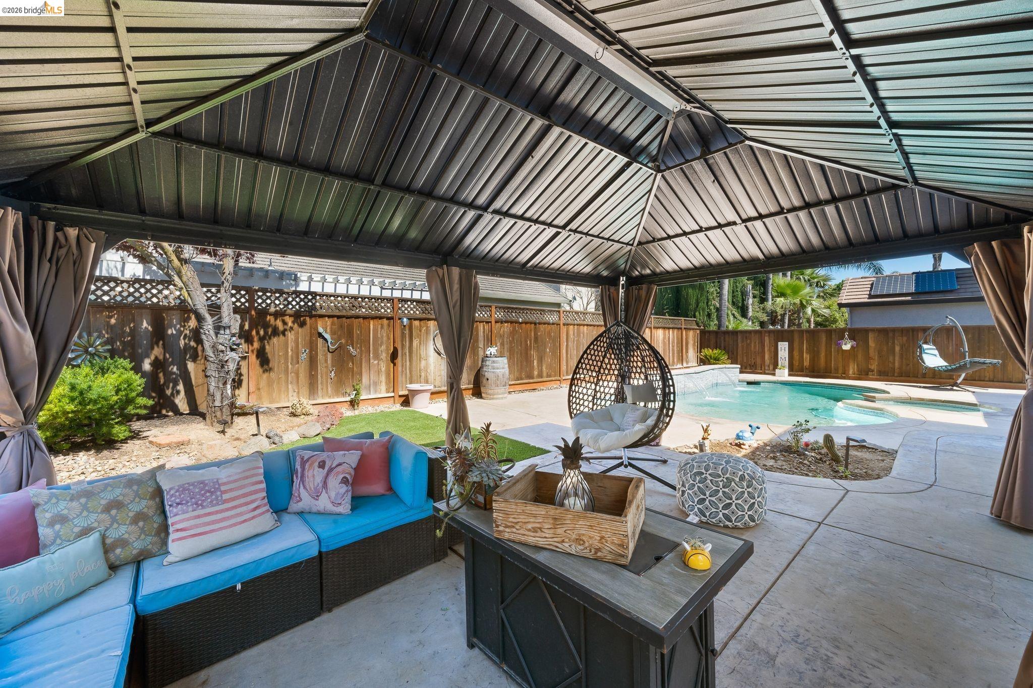 2350 Winchester Loop