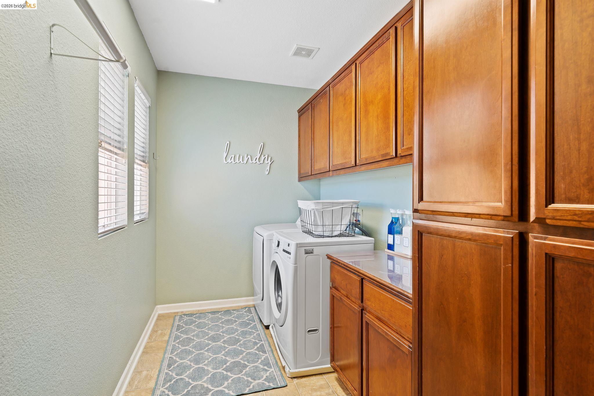 2350 Winchester Loop