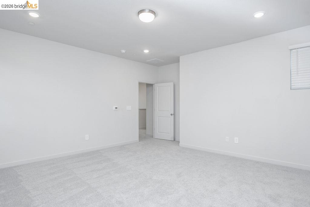 5416 Golden Eagle Street