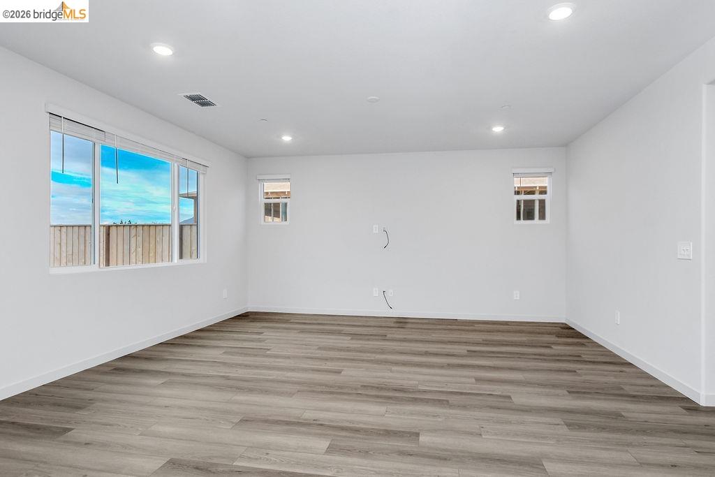 5416 Golden Eagle Street