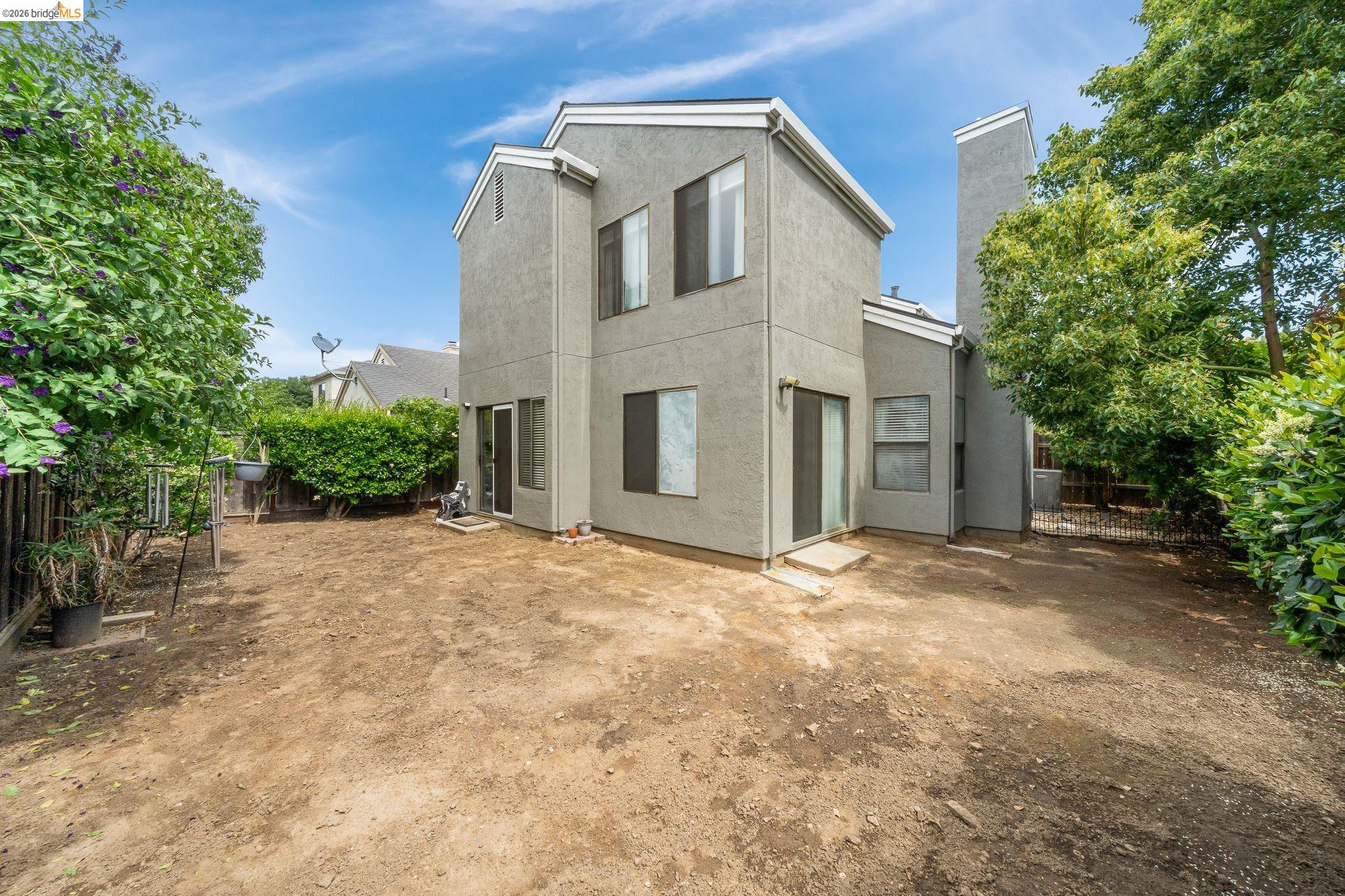 640 Mockingbird Ln