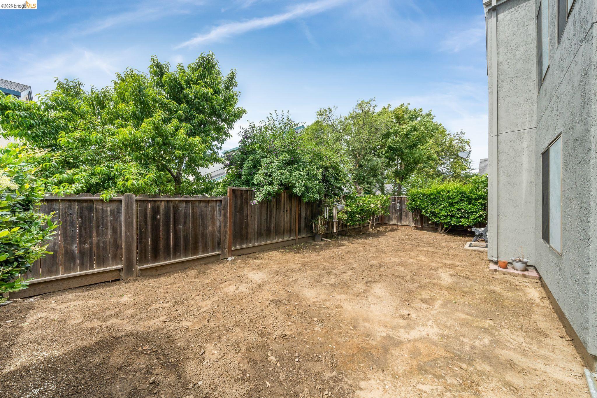 640 Mockingbird Ln