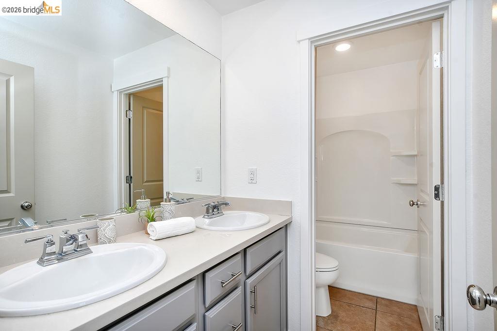 5308 Ramona Valley Ln